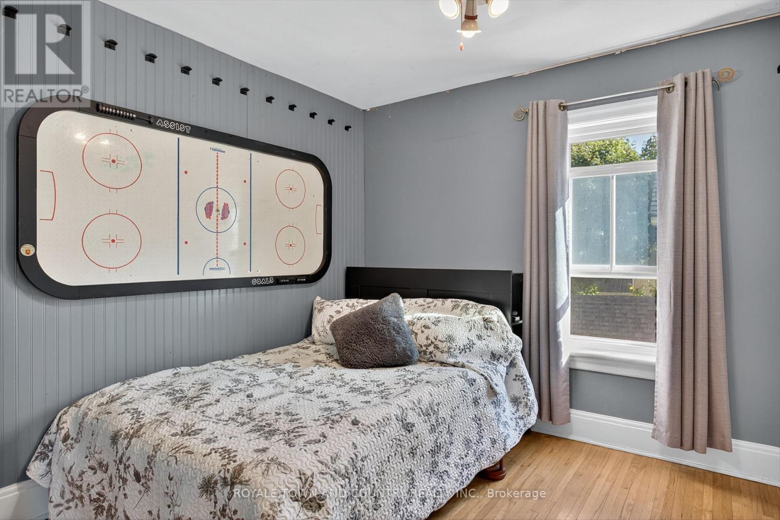 76 Wellington Street, Kawartha Lakes, Ontario  K9V 3N9 - Photo 24 - X12439326