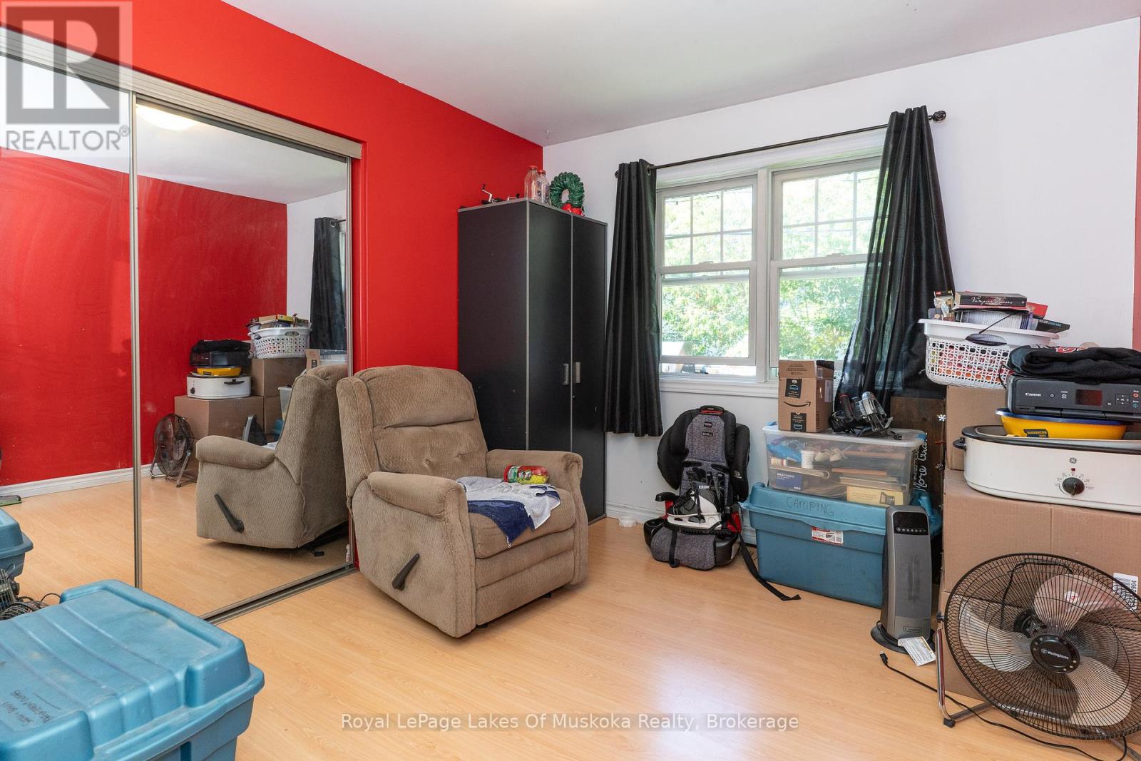 111 Alice Street, Bracebridge, Ontario  P1L 1J5 - Photo 12 - X12439300