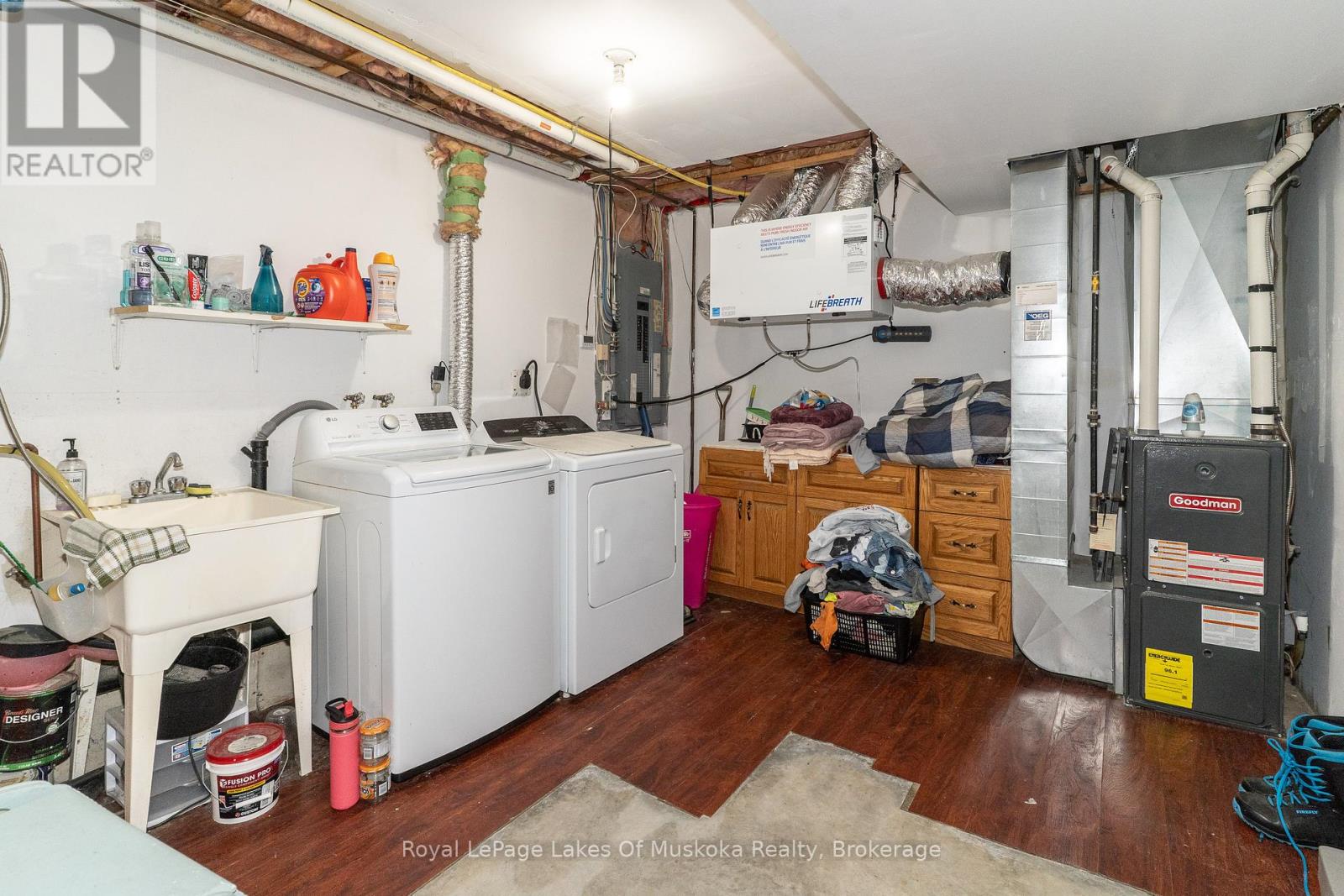 111 Alice Street, Bracebridge, Ontario  P1L 1J5 - Photo 17 - X12439300