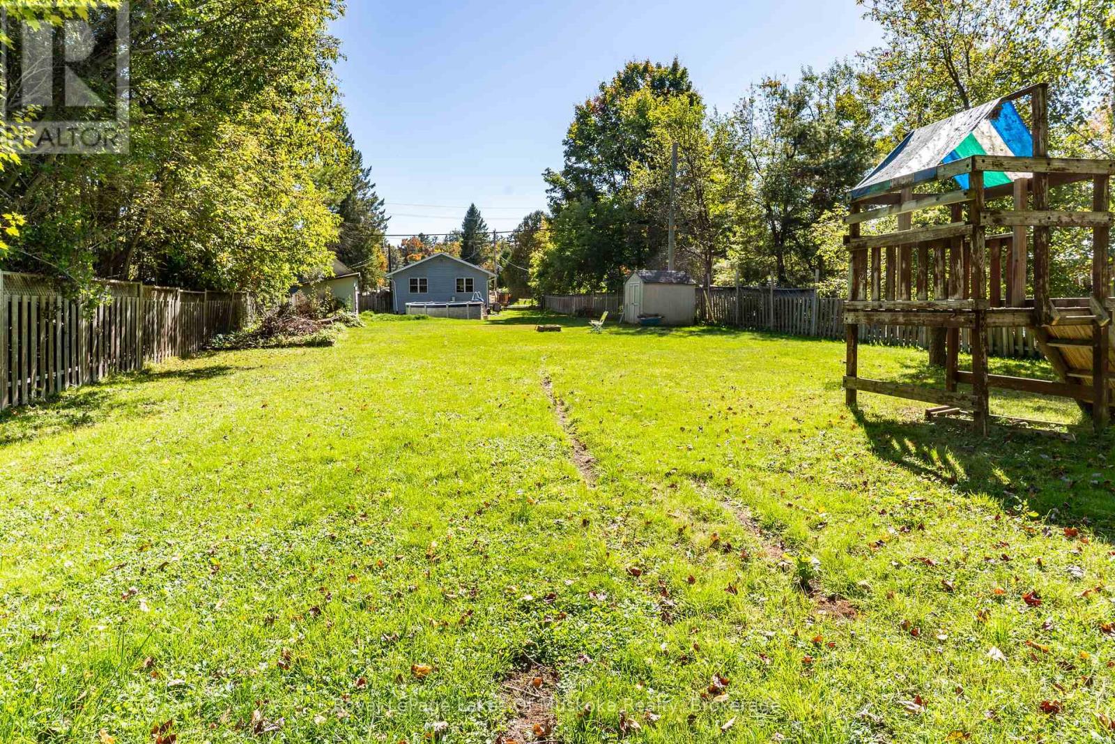 111 Alice Street, Bracebridge, Ontario  P1L 1J5 - Photo 20 - X12439300