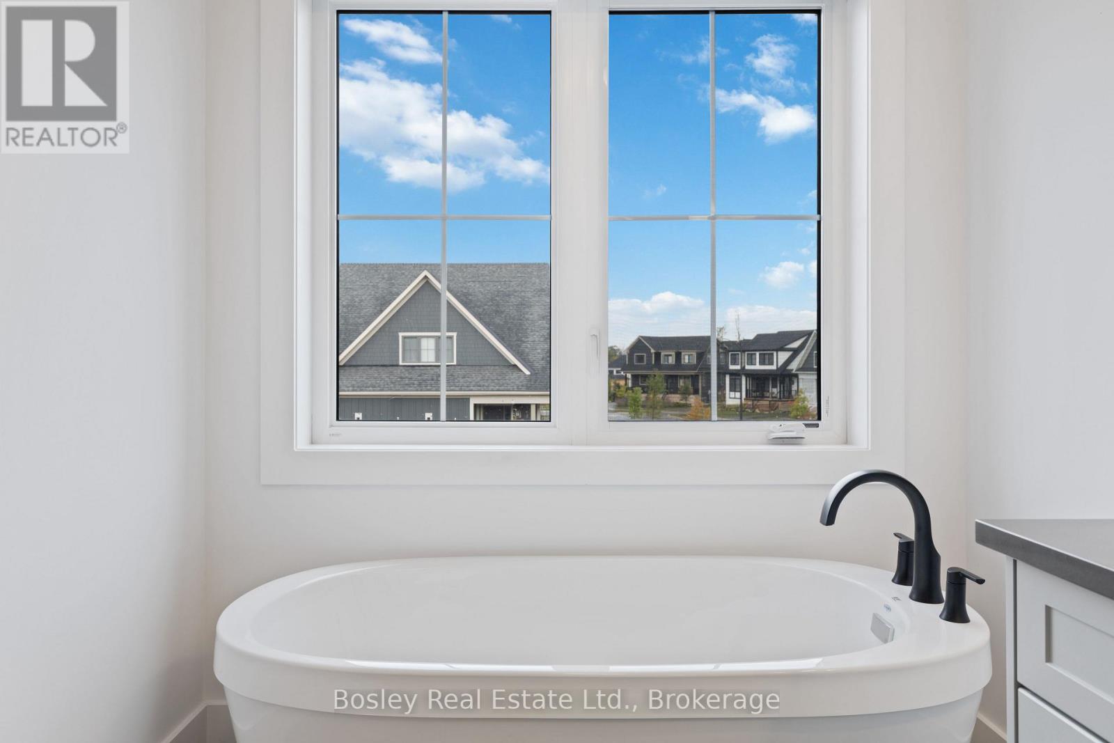125 Courtland Street, Blue Mountains, Ontario  L9Y 0R4 - Photo 26 - X12439321