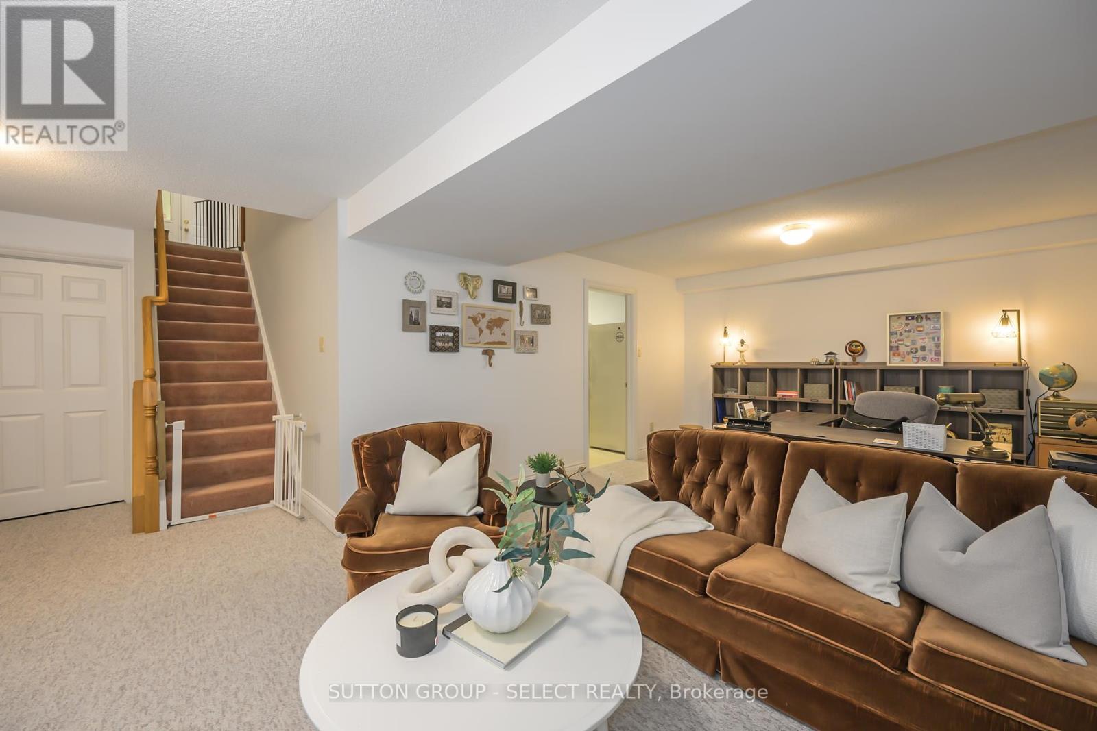 40 Quinella Drive, London South, Ontario  N6K 4K9 - Photo 26 - X12439280