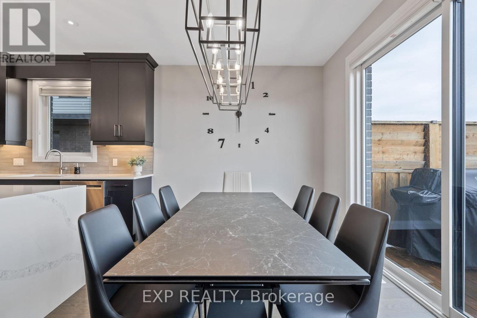 29 Locky Lane, Middlesex Centre, Ontario  N0L 1R0 - Photo 12 - X12439294