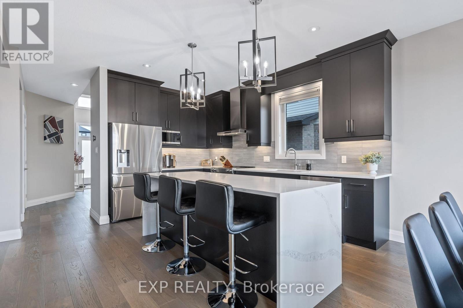 29 Locky Lane, Middlesex Centre, Ontario  N0L 1R0 - Photo 15 - X12439294