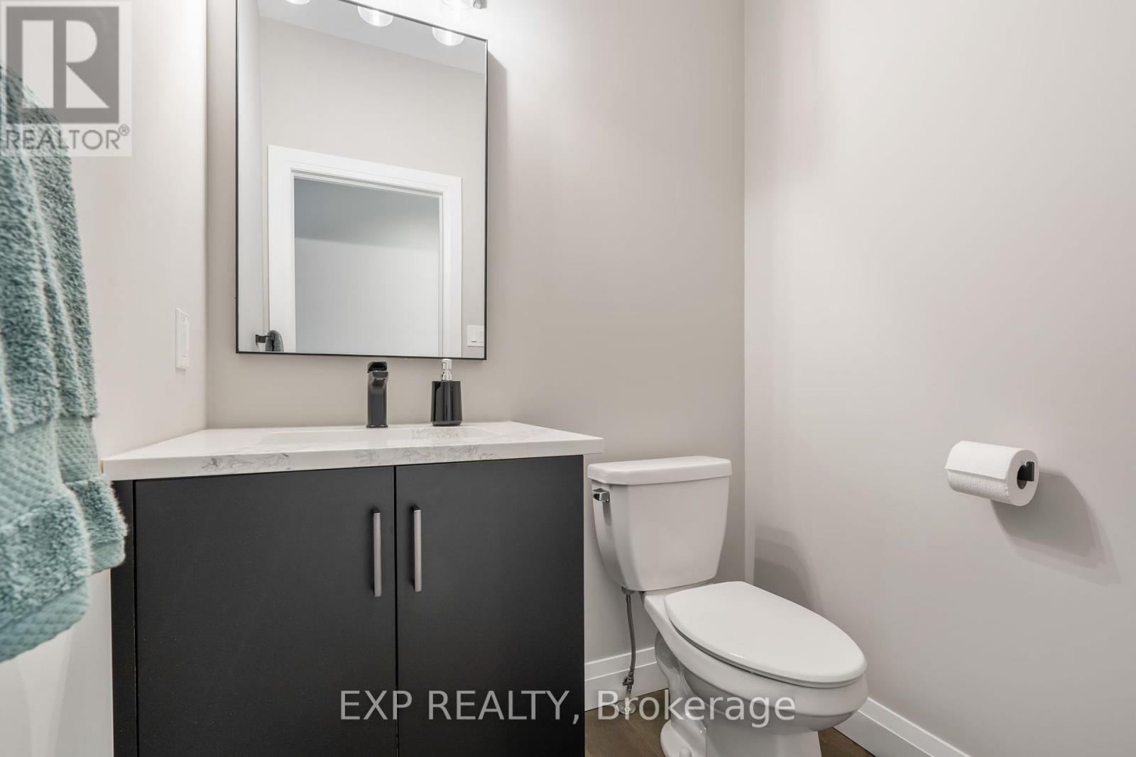29 Locky Lane, Middlesex Centre, Ontario  N0L 1R0 - Photo 19 - X12439294