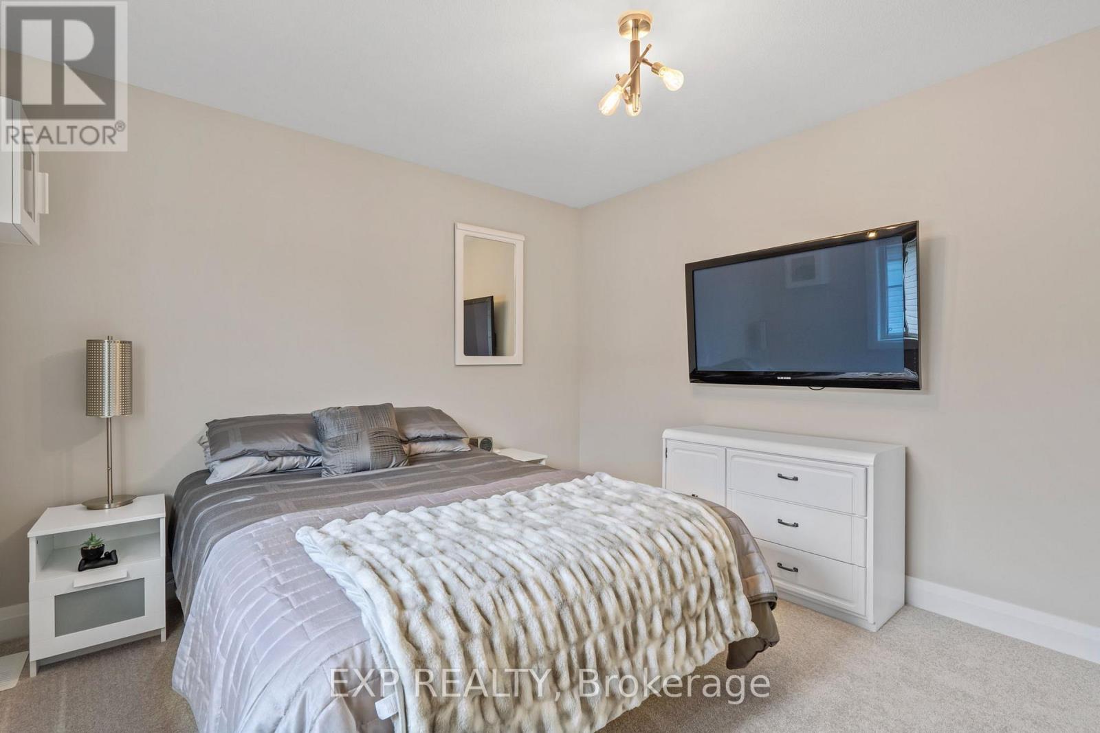 29 Locky Lane, Middlesex Centre, Ontario  N0L 1R0 - Photo 32 - X12439294