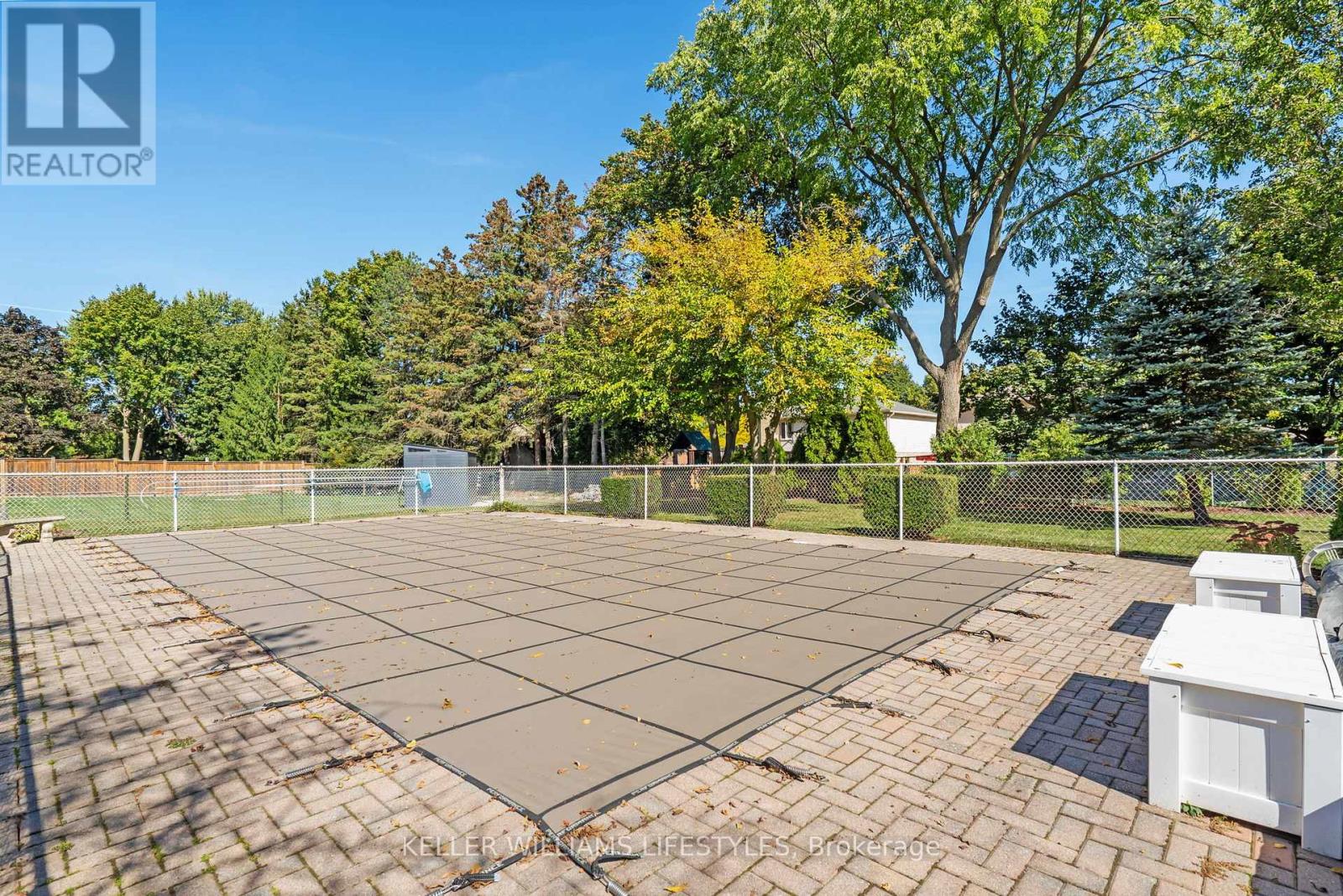 1618 Stoneybrook Crescent, London North, Ontario  N5X 1E2 - Photo 44 - X12439315