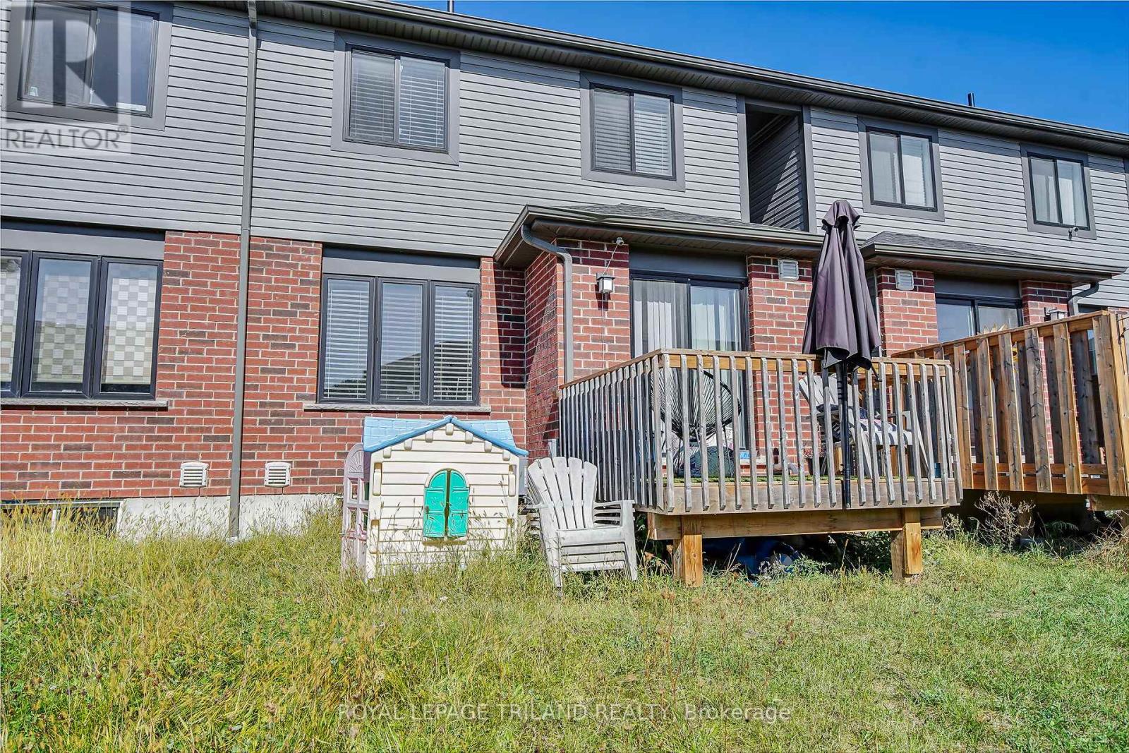1310 Michael Circle, London East, Ontario  N5V 0B8 - Photo 29 - X12439329