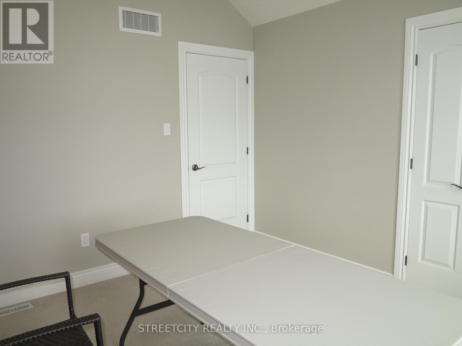 1939 Ballymote Avenue, London North, Ontario  N5X 0J6 - Photo 20 - X12439354