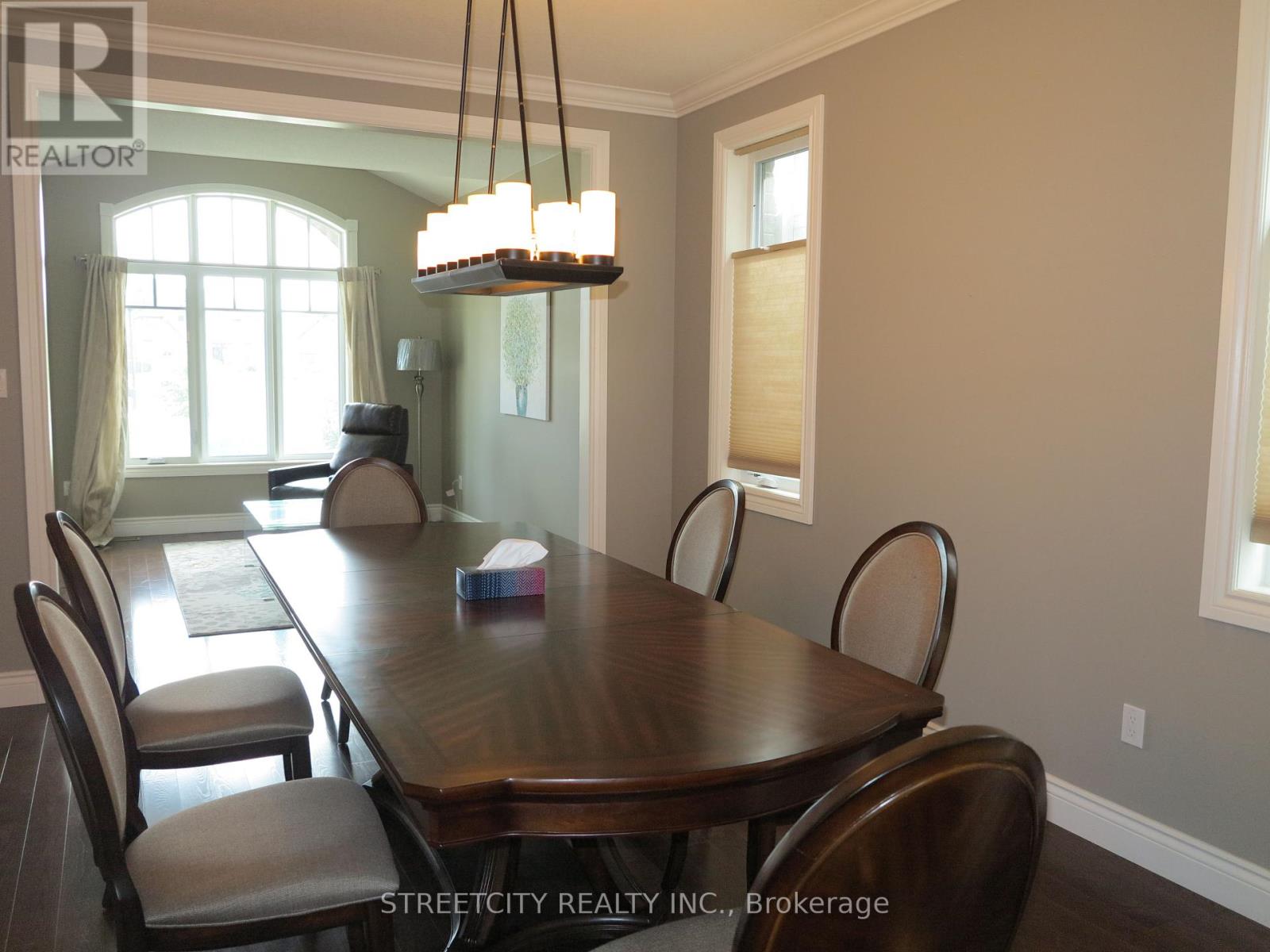1939 Ballymote Avenue, London North, Ontario  N5X 0J6 - Photo 4 - X12439354