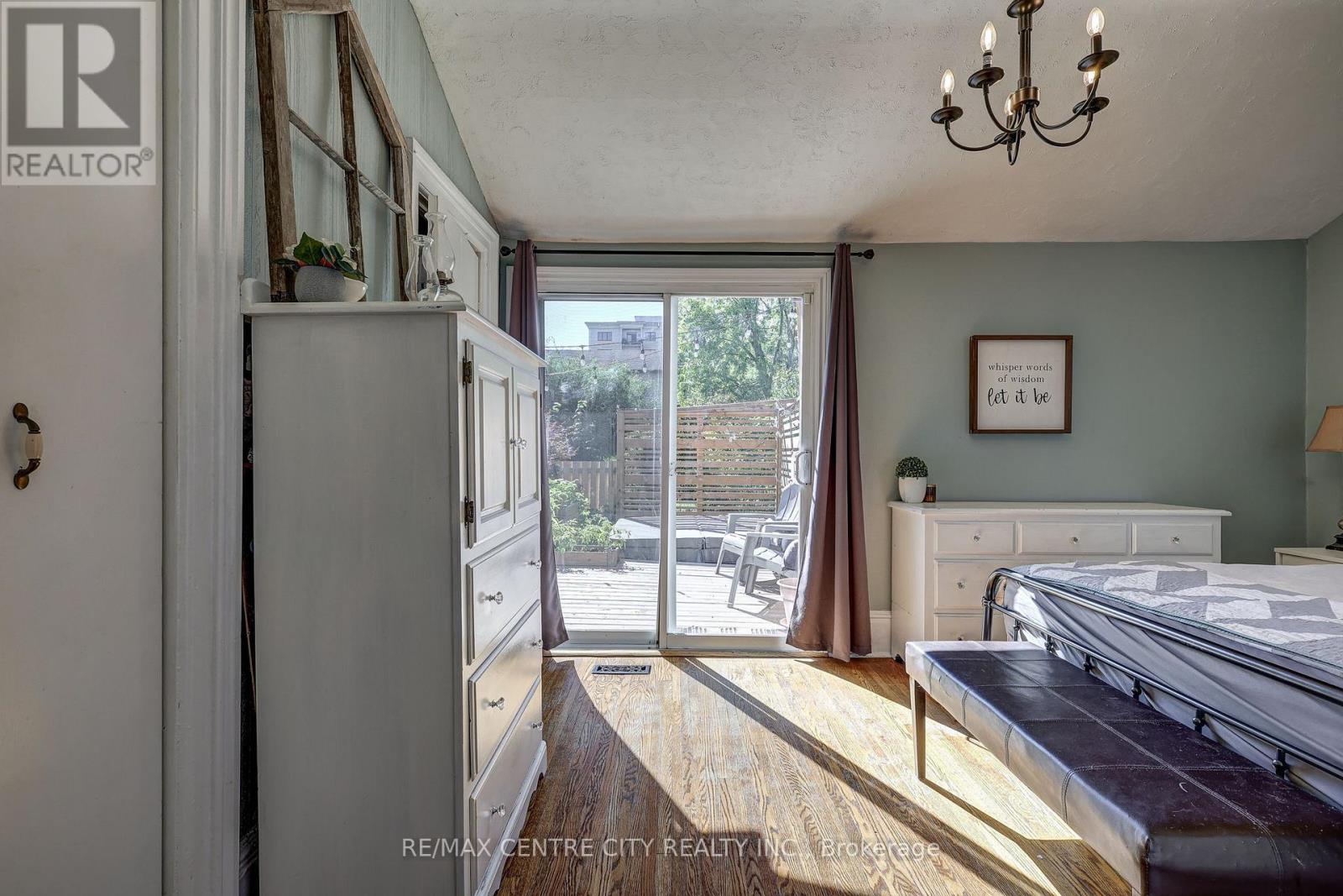 134 Wellington Street, St. Thomas, Ontario  N5R 2R6 - Photo 20 - X12439356