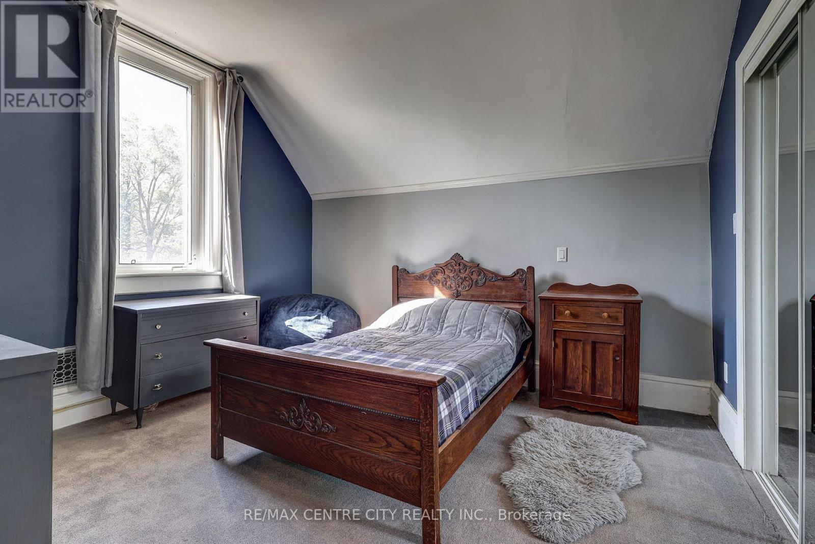 134 Wellington Street, St. Thomas, Ontario  N5R 2R6 - Photo 33 - X12439356
