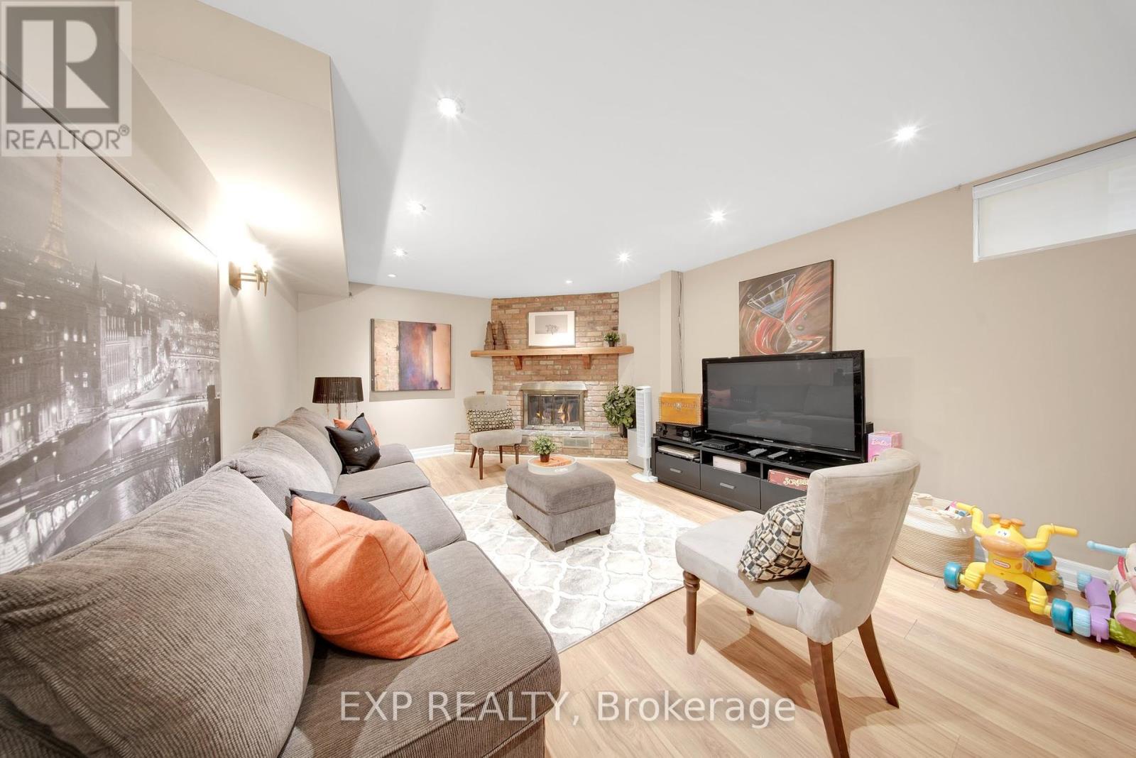 3620 Ponytrail Drive, Mississauga, Ontario  L4X 1W4 - Photo 29 - W12439244