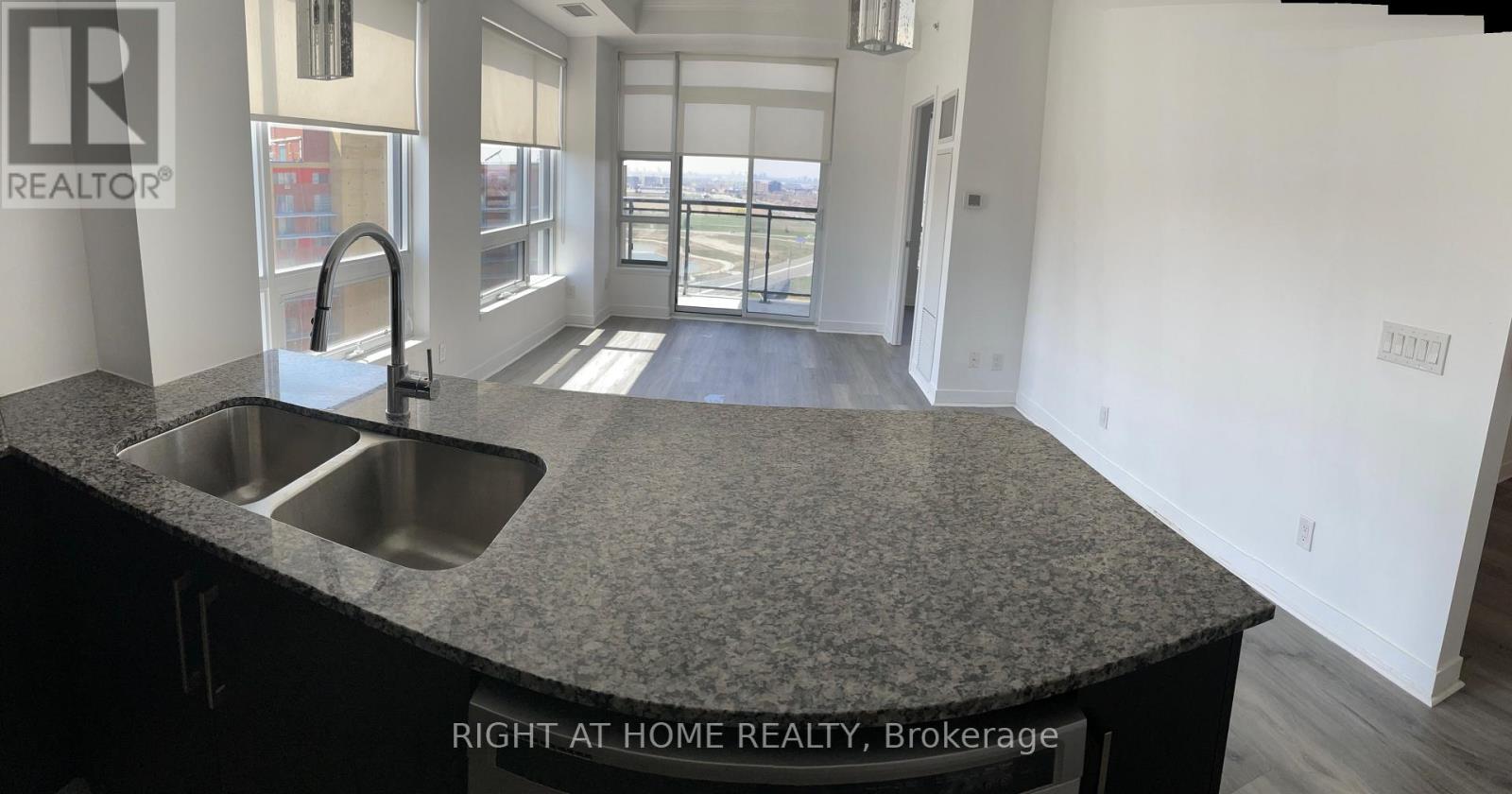 1402 - 840 Queens Plate Drive, Toronto, Ontario  M9W 0E7 - Photo 8 - W12439247