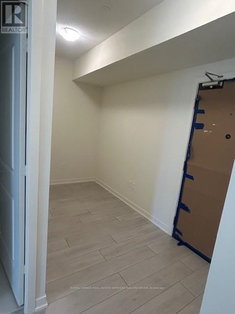 303 - 38 Annie Craig Drive, Toronto, Ontario  M8V 0G9 - Photo 9 - W12439256