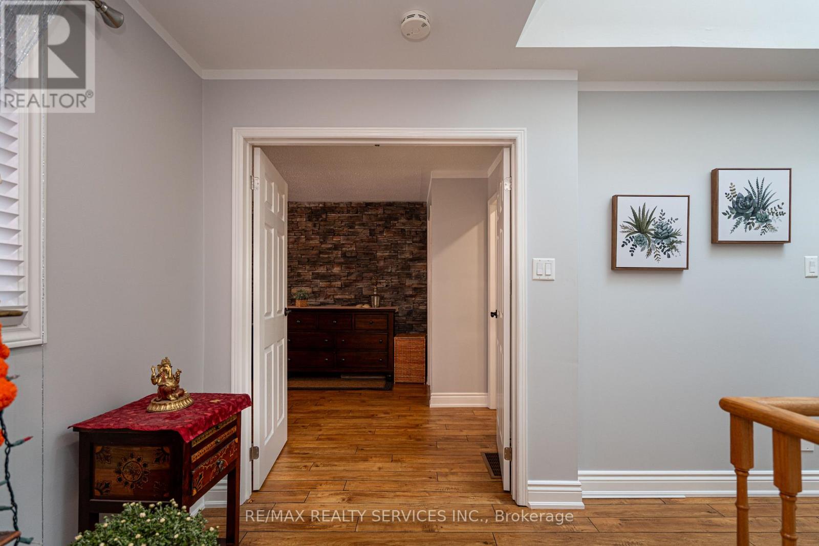 1160 Mccraney Street E, Oakville, Ontario  L6H 4S4 - Photo 23 - W12439261