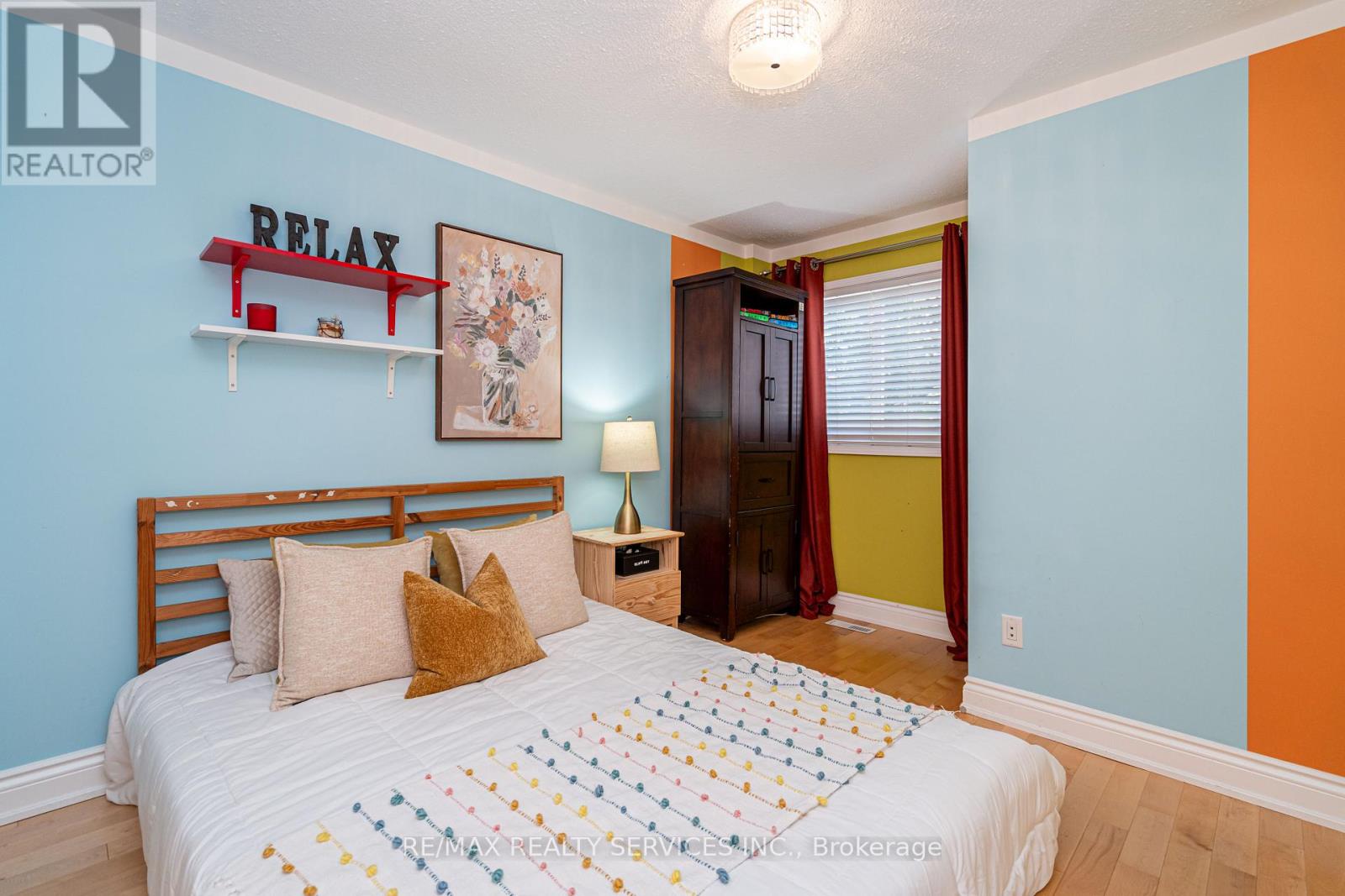 1160 Mccraney Street E, Oakville, Ontario  L6H 4S4 - Photo 29 - W12439261