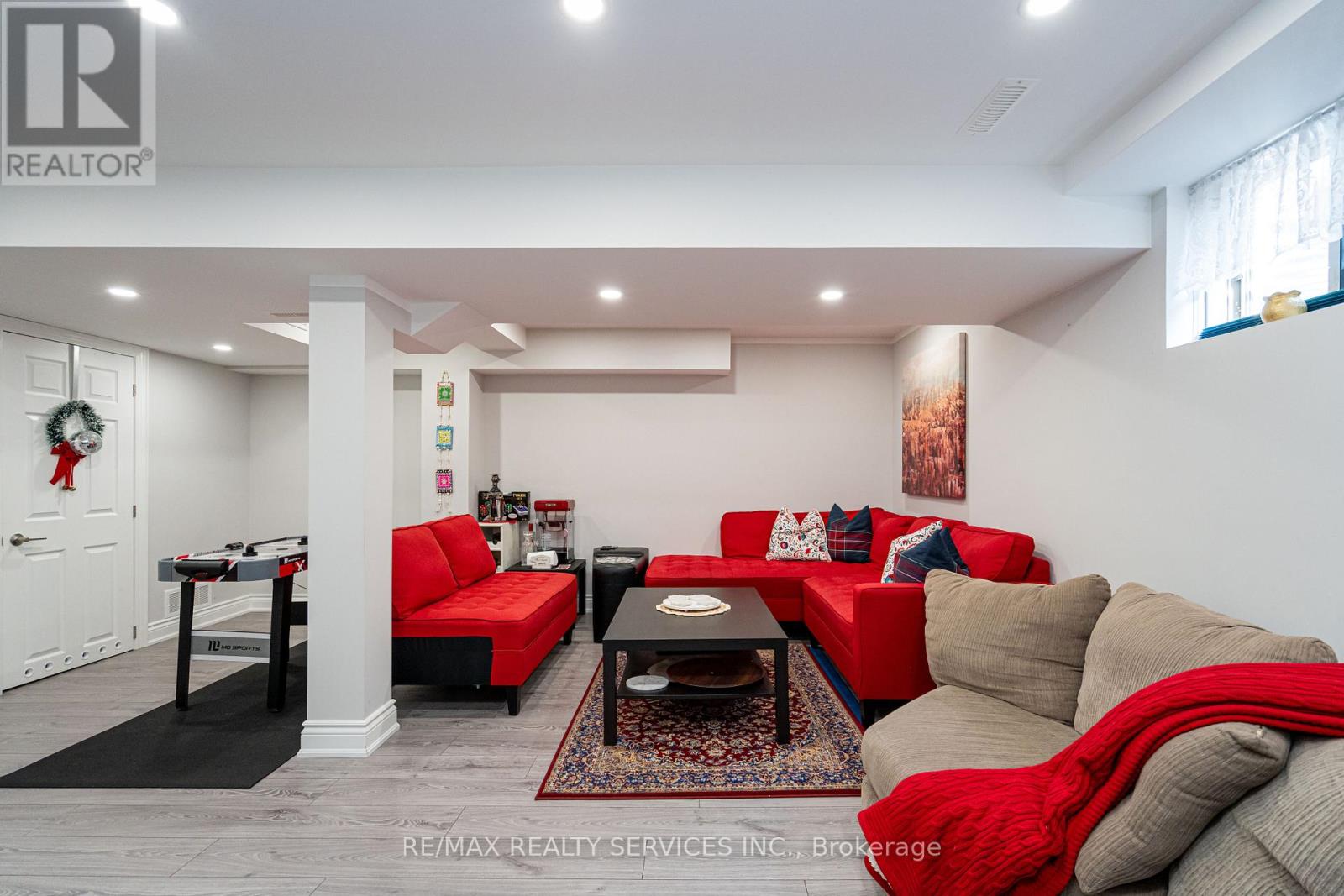 1160 Mccraney Street E, Oakville, Ontario  L6H 4S4 - Photo 41 - W12439261