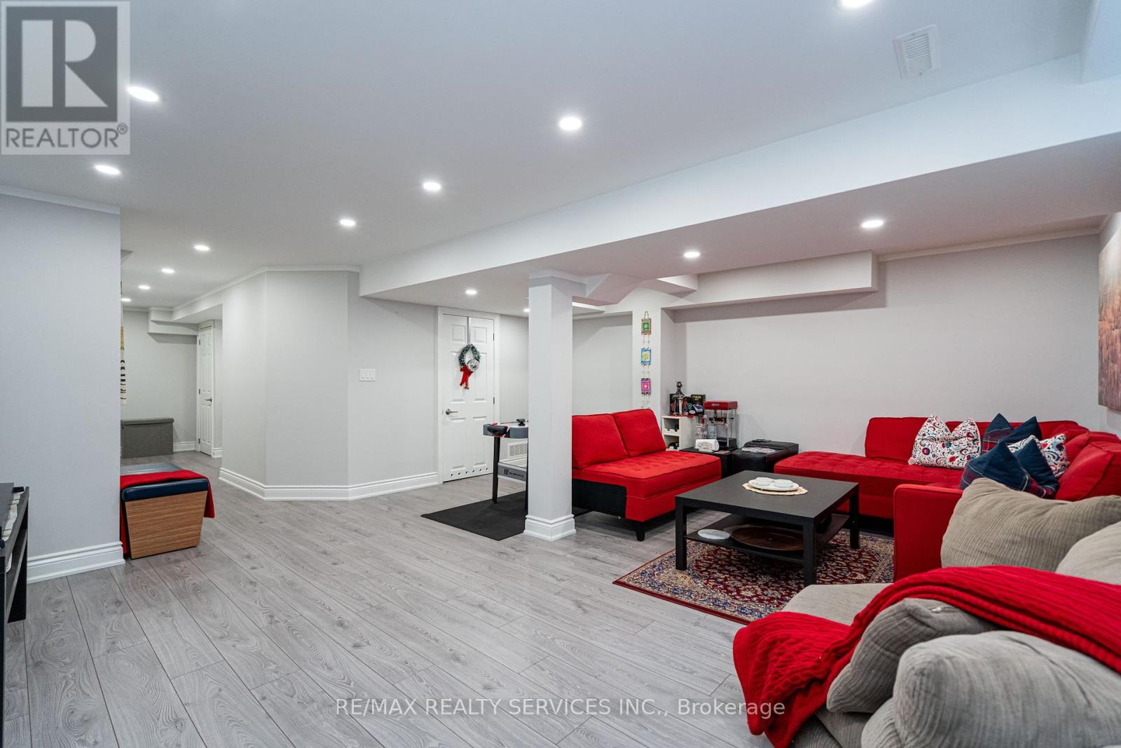 1160 Mccraney Street E, Oakville, Ontario  L6H 4S4 - Photo 42 - W12439261
