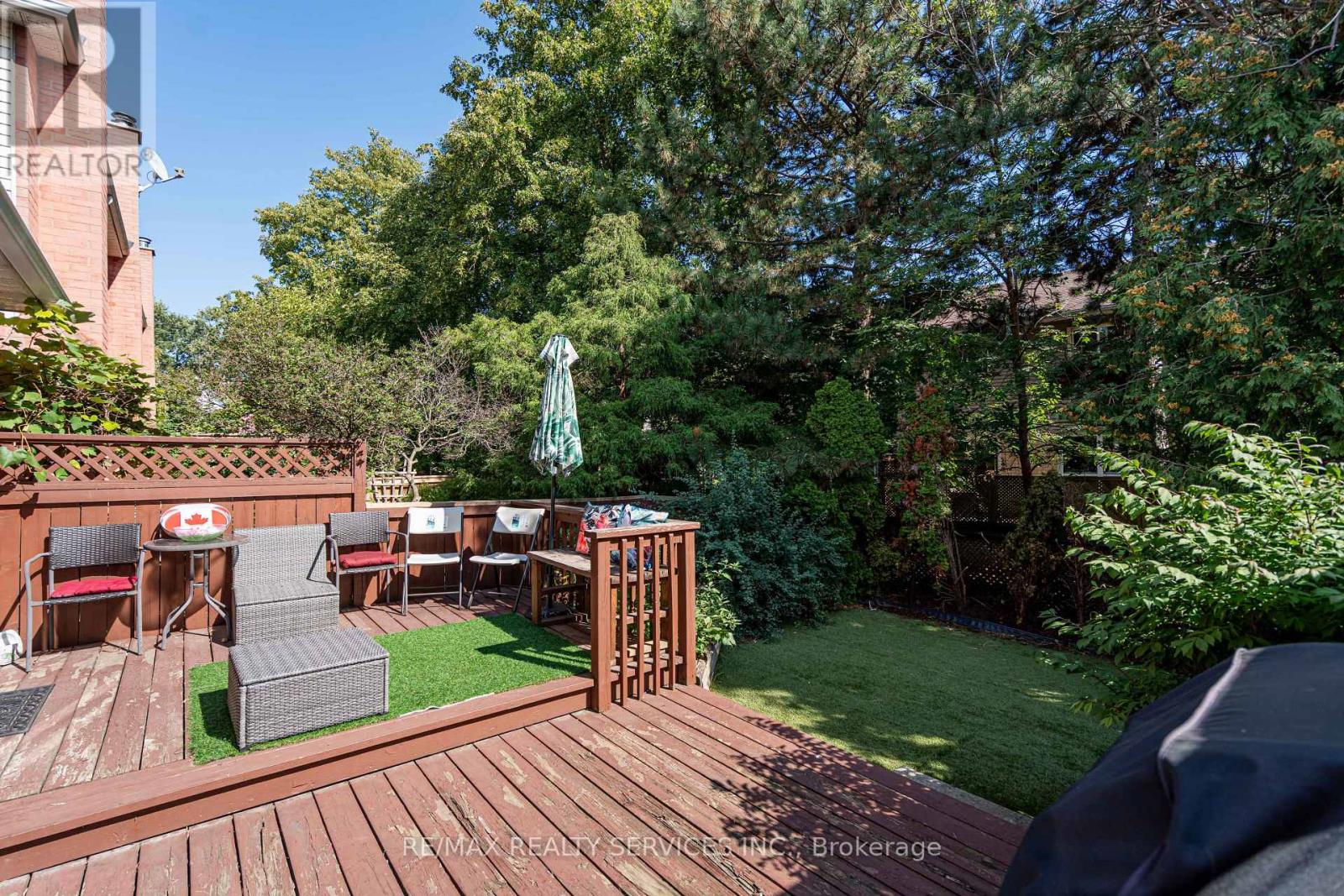 1160 Mccraney Street E, Oakville, Ontario  L6H 4S4 - Photo 46 - W12439261