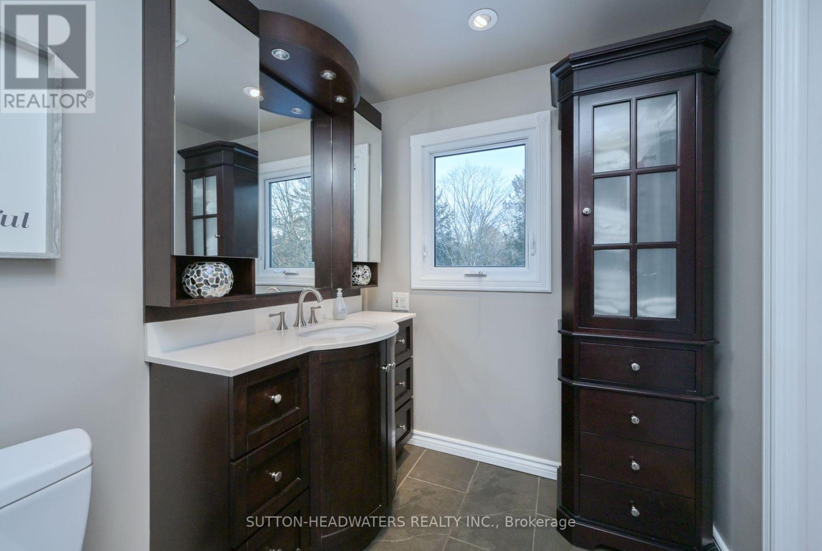 563 River Road, Caledon, Ontario  L7K 0E5 - Photo 19 - W12439266