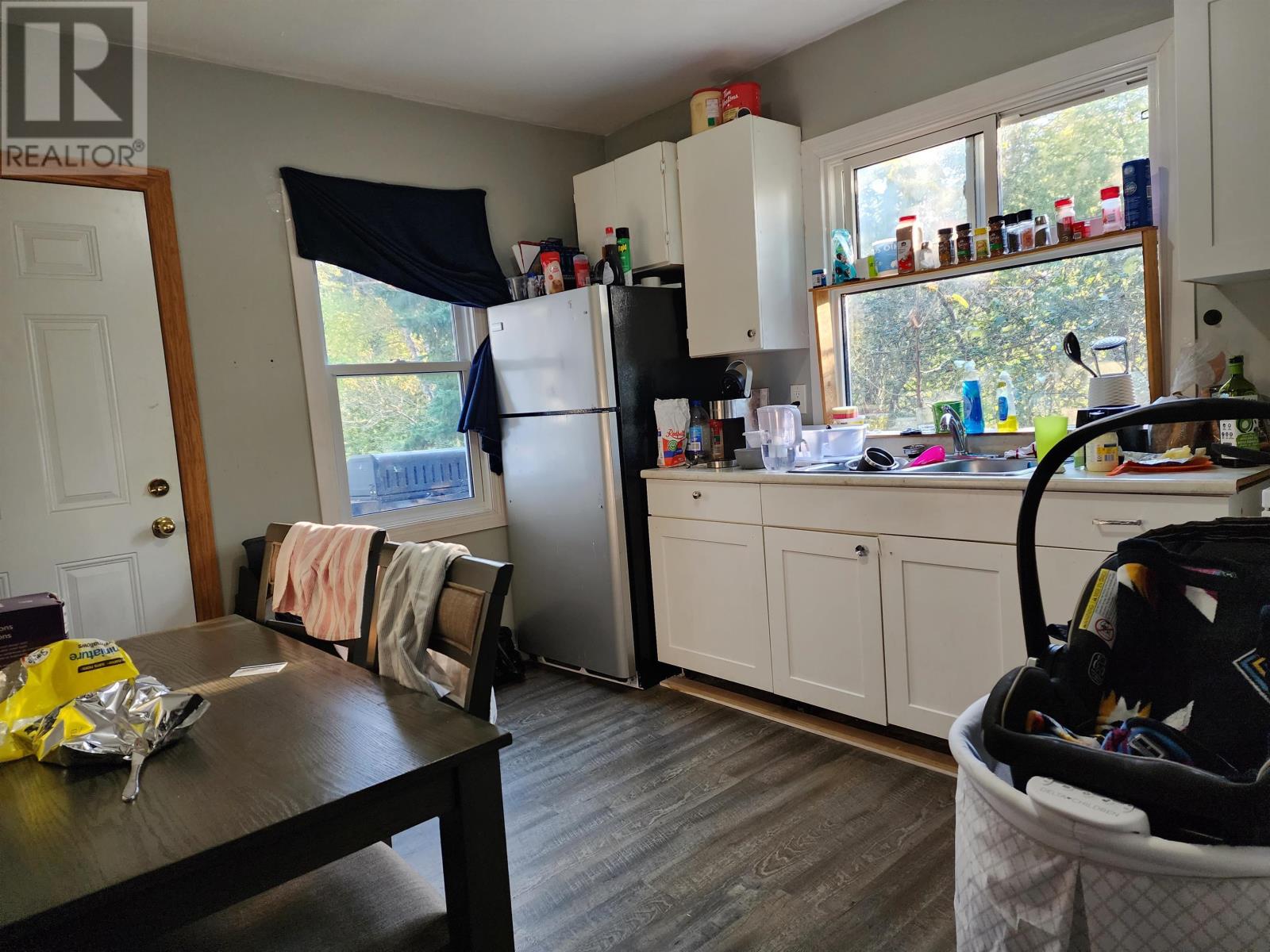 545 Oliver Rd, Thunder Bay, Ontario  P7B 2H2 - Photo 4 - TB253076