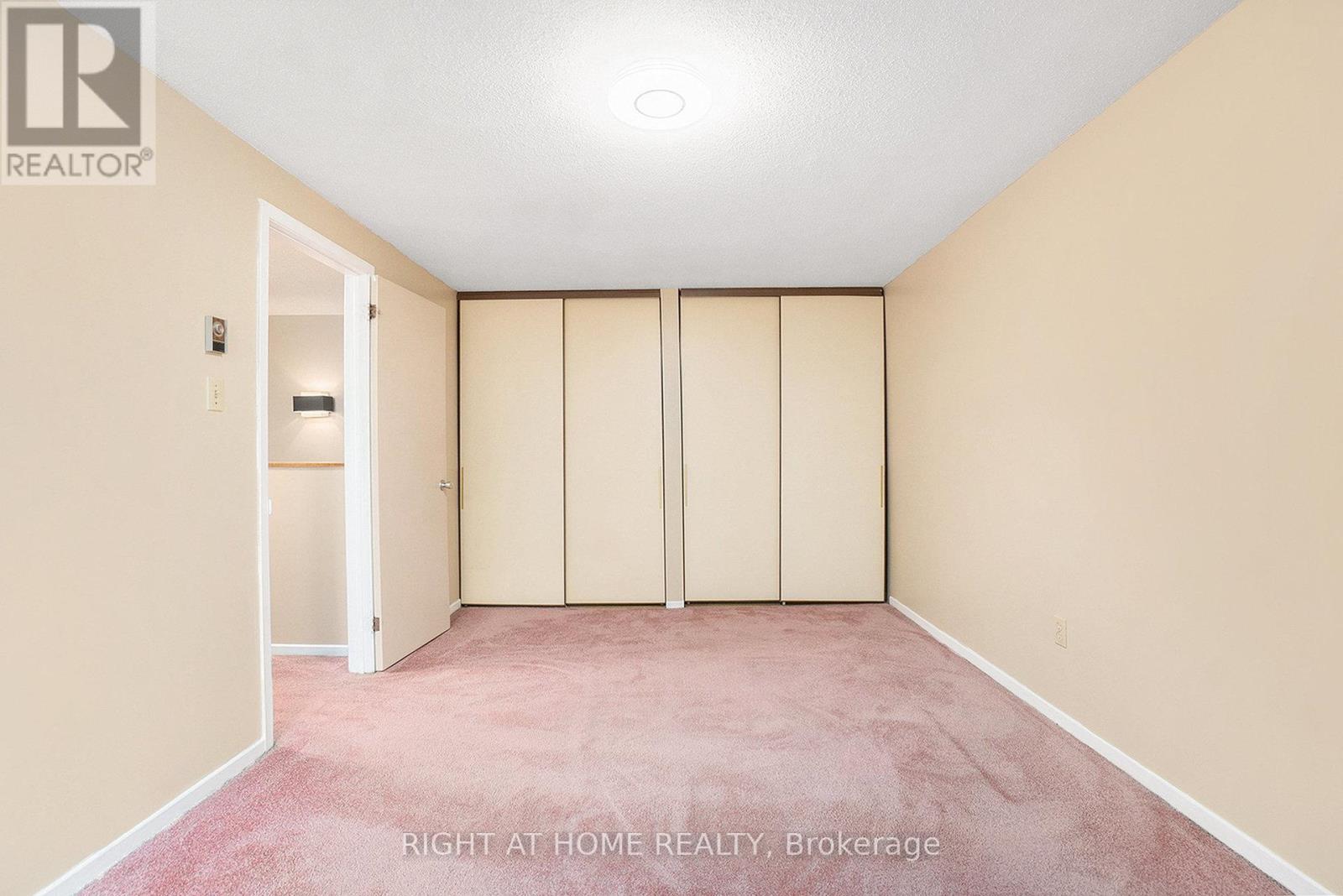 59 - 2939 Fairlea Crescent, Ottawa, Ontario  K1V 9A5 - Photo 14 - X12439282
