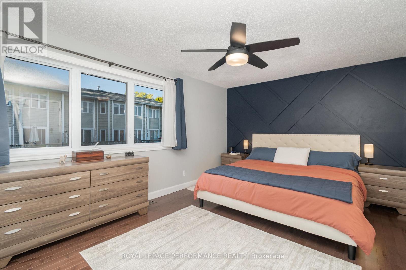 1150 Chimney Hill Way, Ottawa, Ontario  K1J 8Z8 - Photo 14 - X12439284