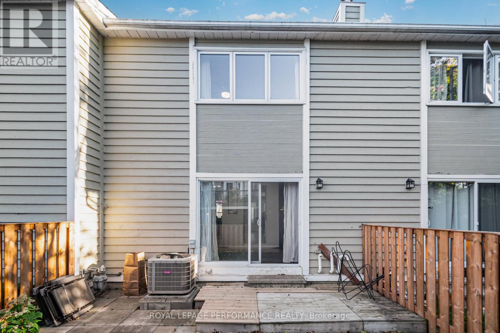 1150 Chimney Hill Way, Ottawa, Ontario  K1J 8Z8 - Photo 21 - X12439284
