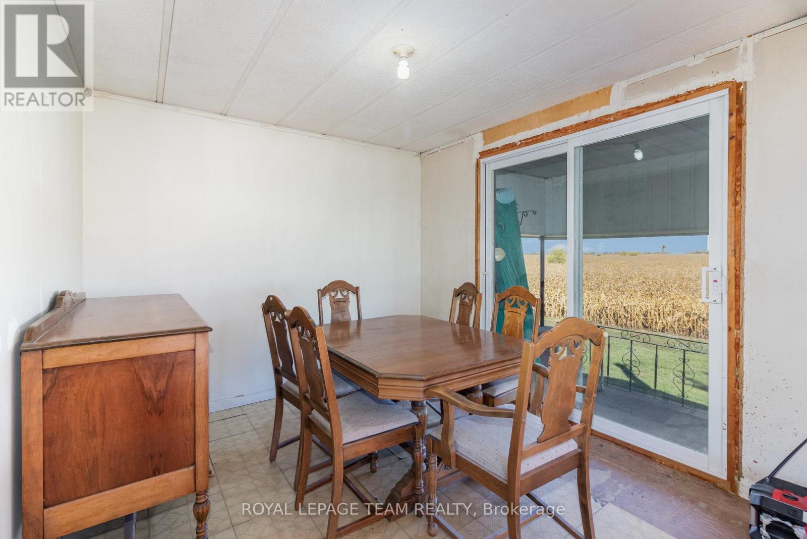 12121 Liscumb Road, North Dundas, Ontario  K0C 2K0 - Photo 8 - X12439292