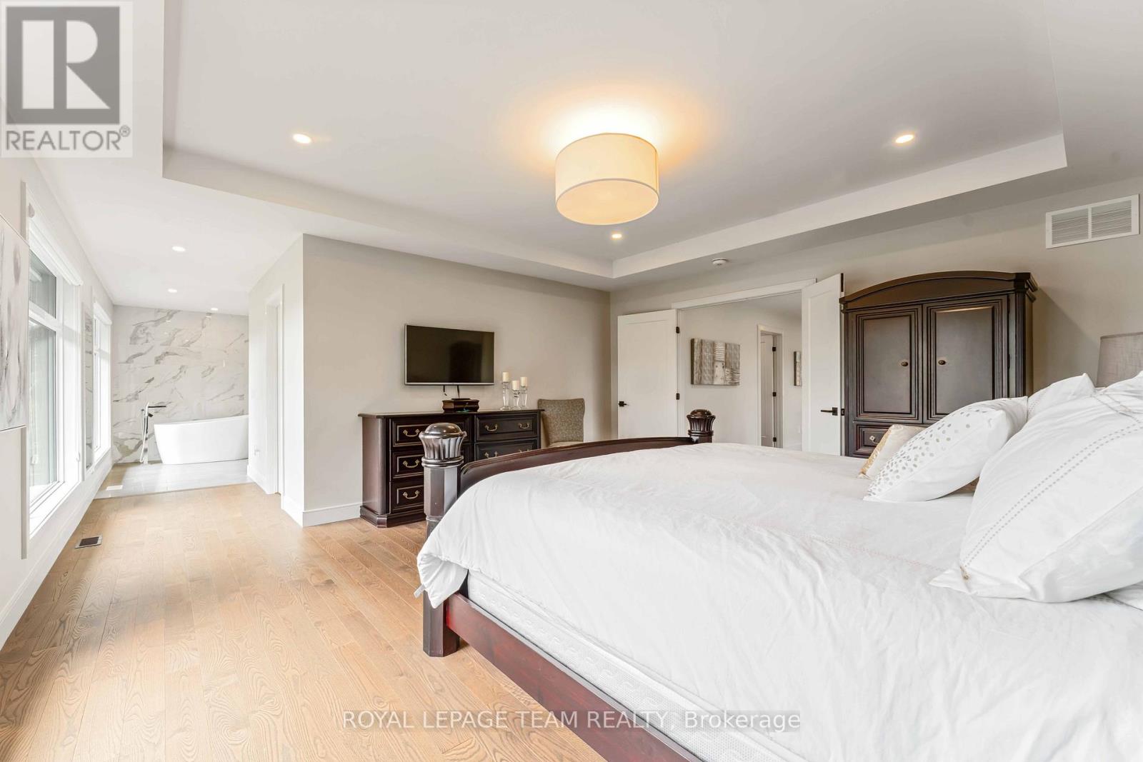 1546 Claymor Avenue, Ottawa, Ontario  K2C 1T1 - Photo 20 - X12439303