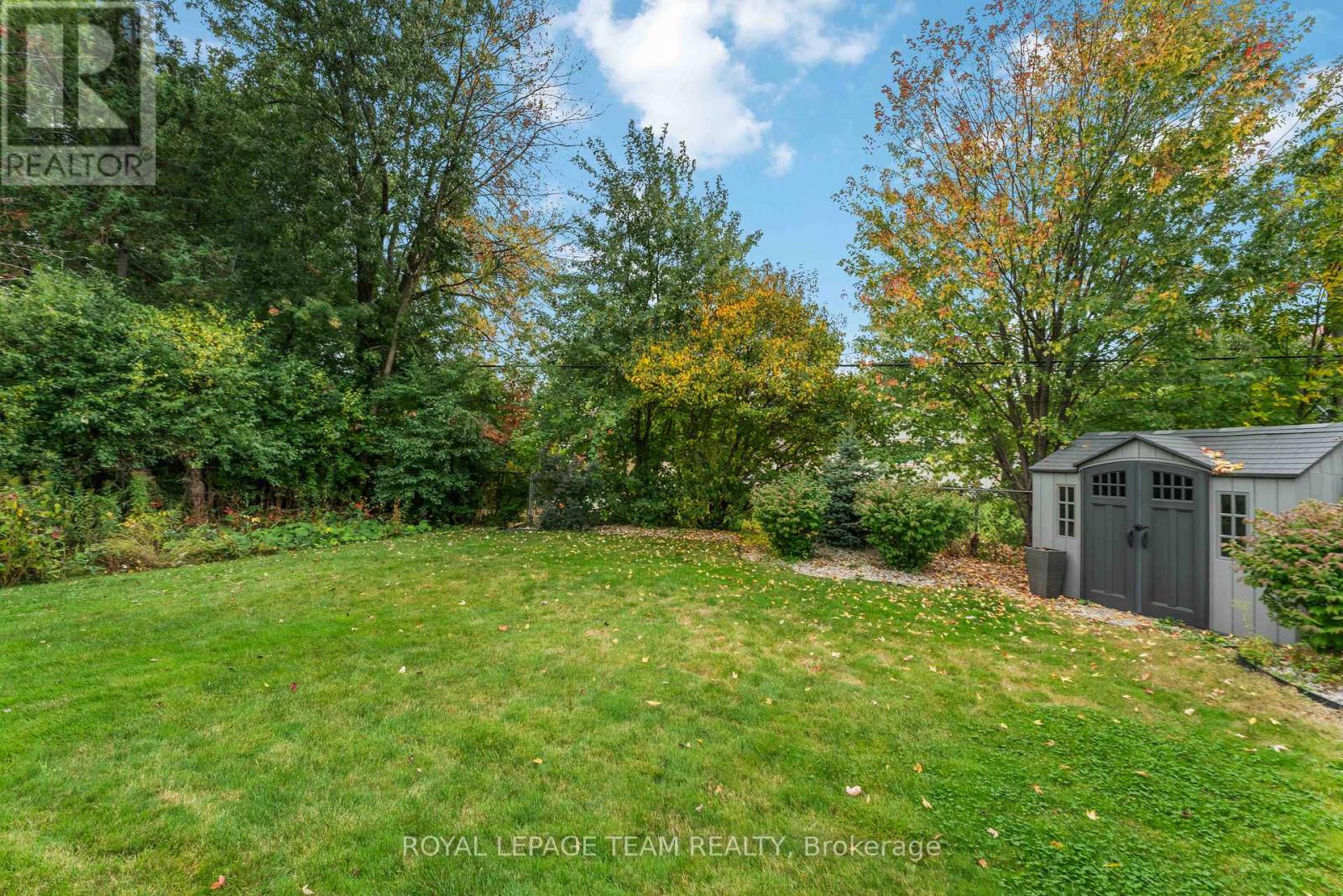 1546 Claymor Avenue, Ottawa, Ontario  K2C 1T1 - Photo 50 - X12439303