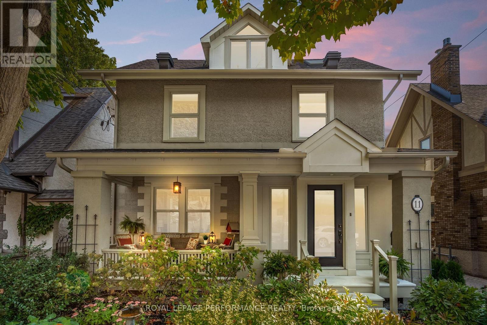 11 MARLOWE CRESCENT, Ottawa, Ontario