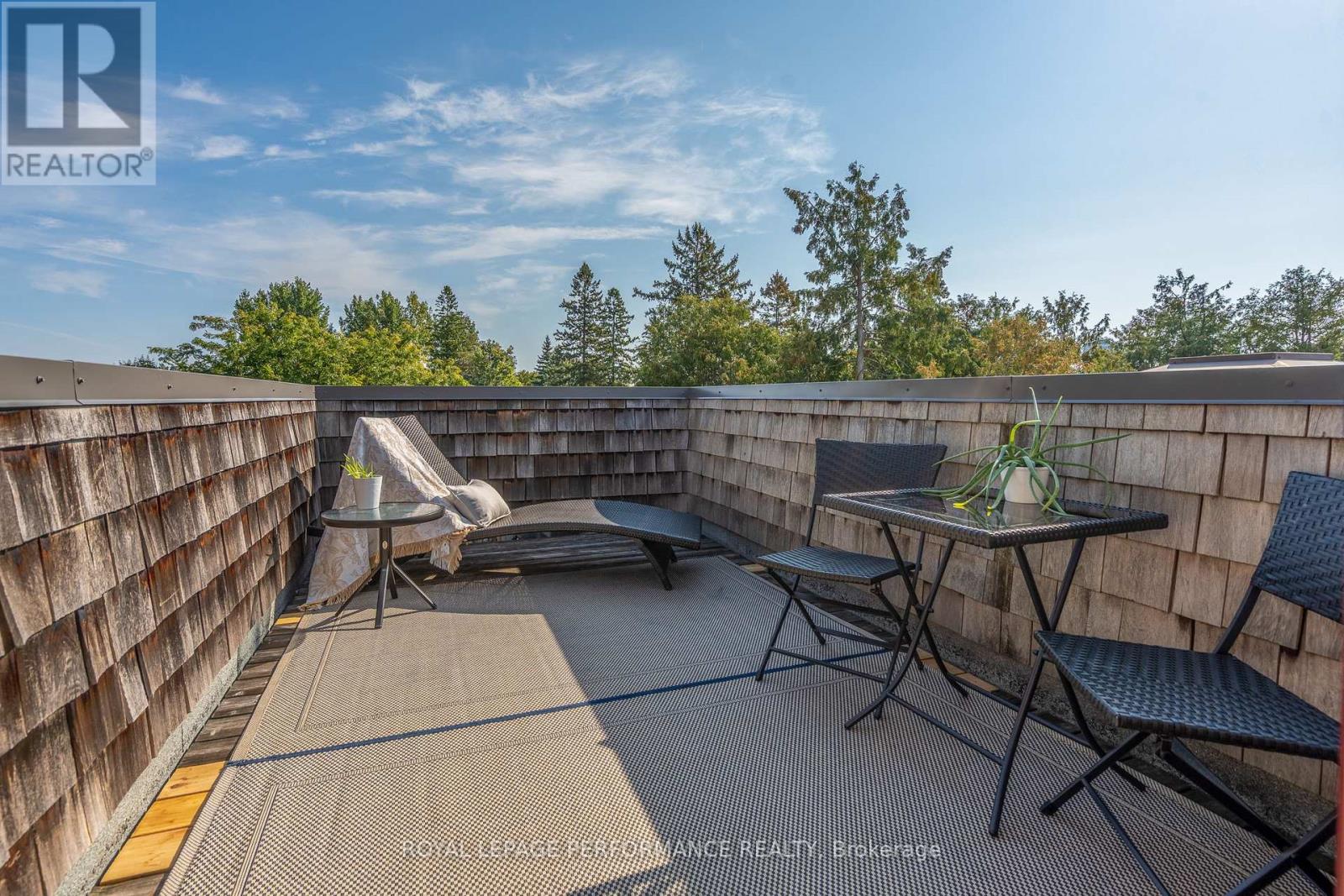 11 Marlowe Crescent, Ottawa, Ontario  K1S 1H3 - Photo 21 - X12439308