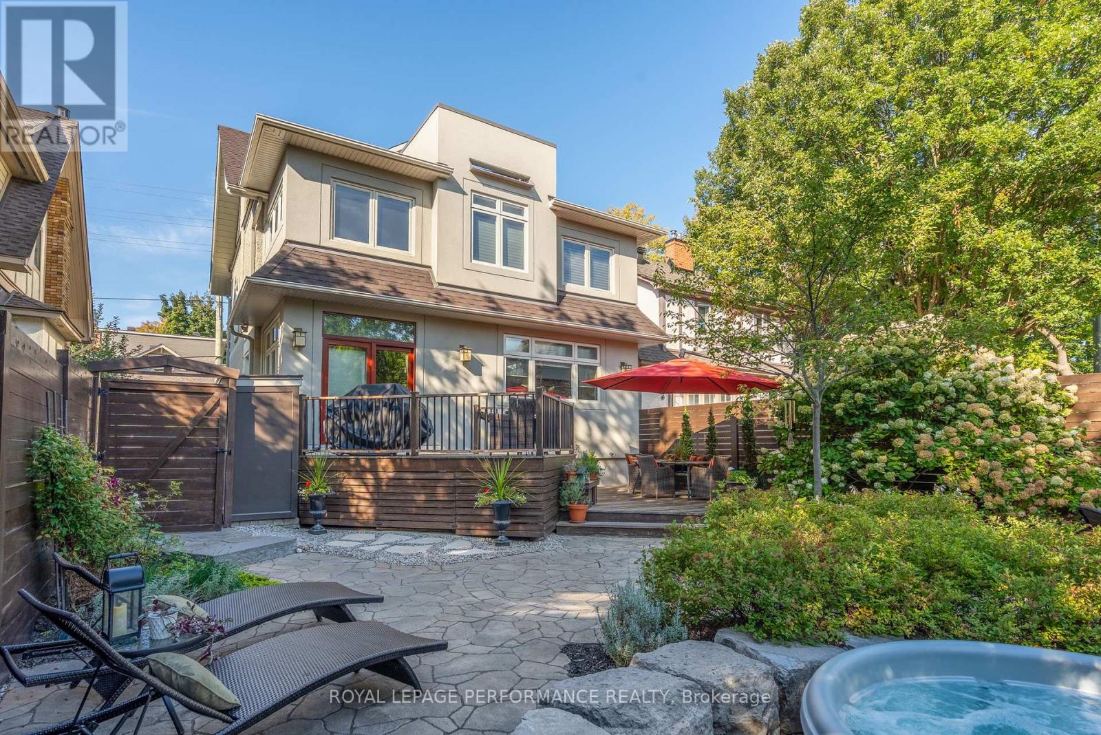 11 Marlowe Crescent, Ottawa, Ontario  K1S 1H3 - Photo 41 - X12439308