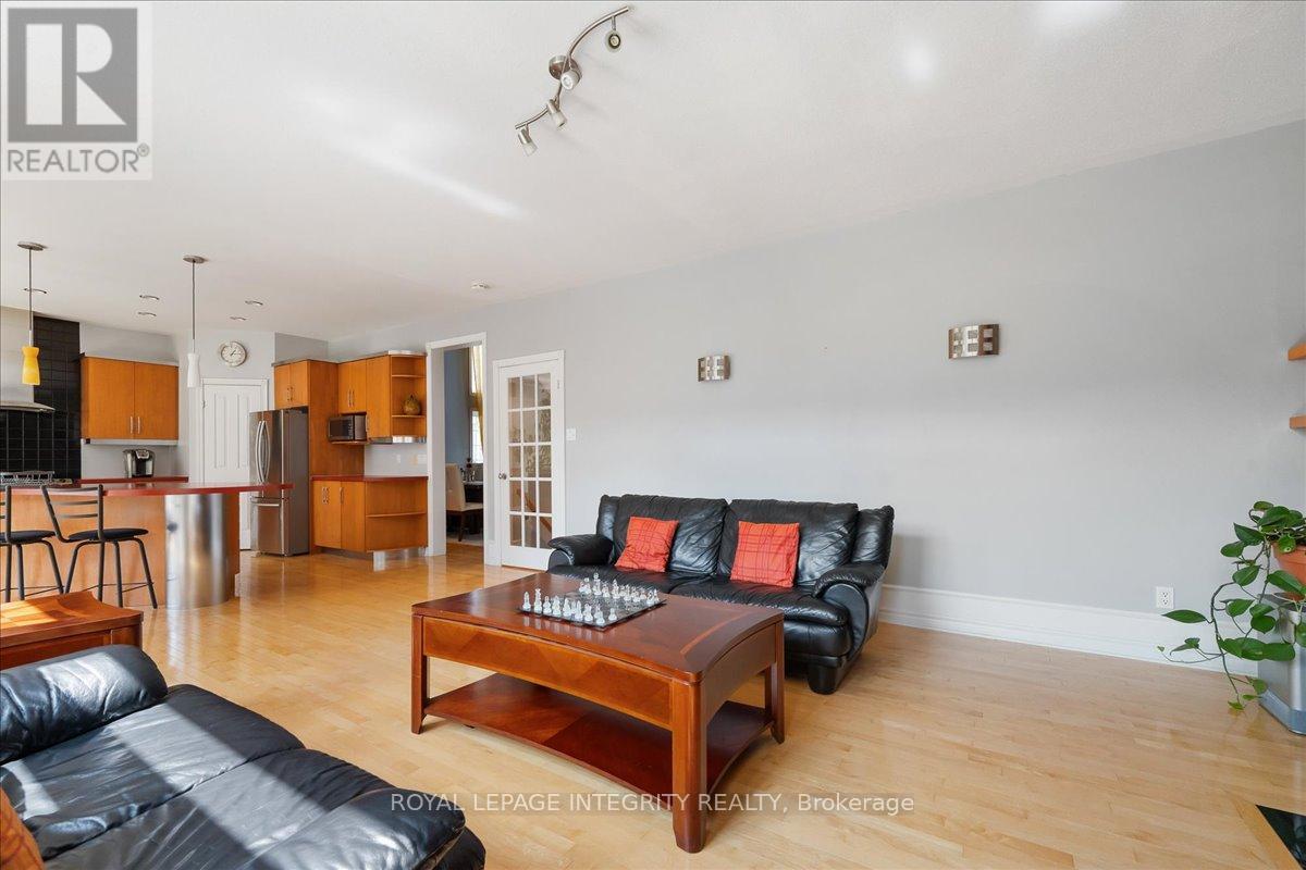 5 Bryant Street, Ottawa, Ontario  K2K 3N4 - Photo 18 - X12439333
