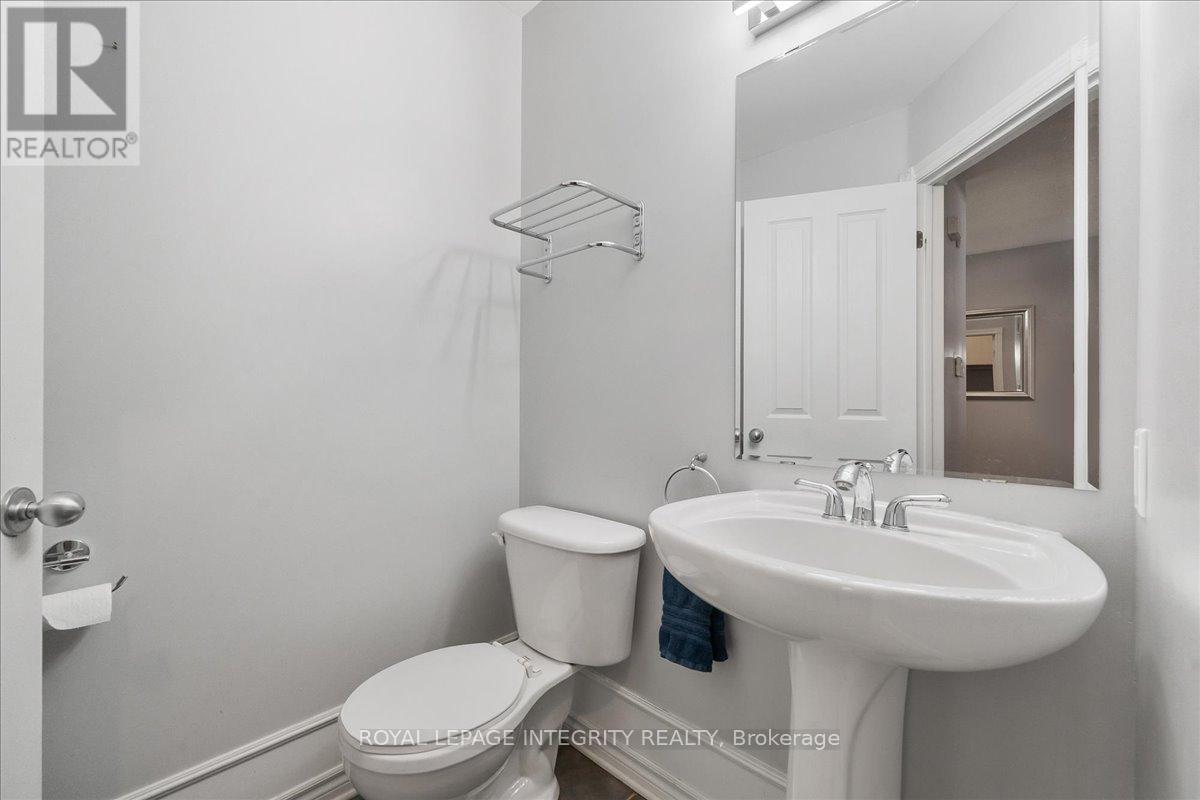 5 Bryant Street, Ottawa, Ontario  K2K 3N4 - Photo 4 - X12439333