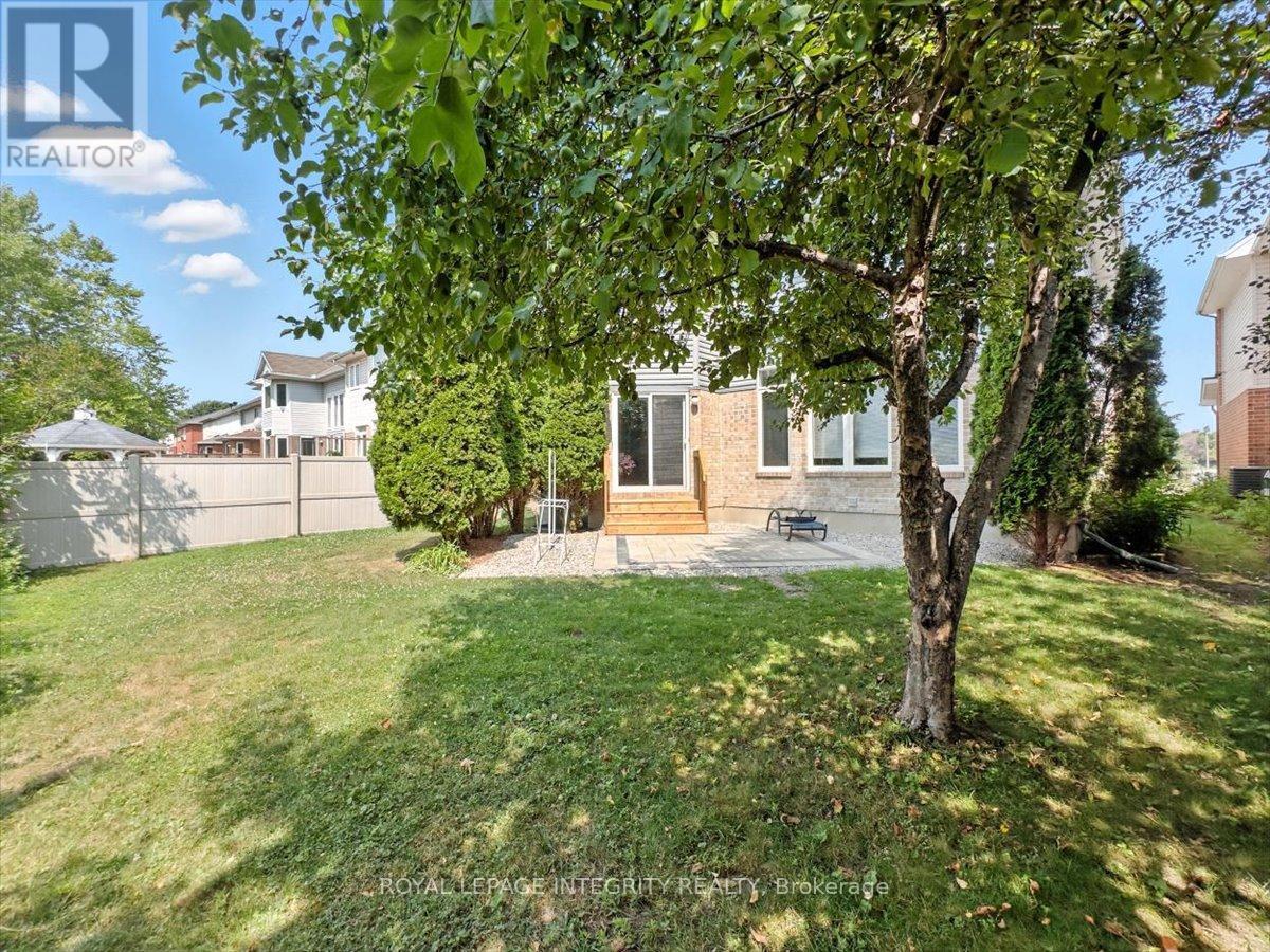 5 Bryant Street, Ottawa, Ontario  K2K 3N4 - Photo 40 - X12439333