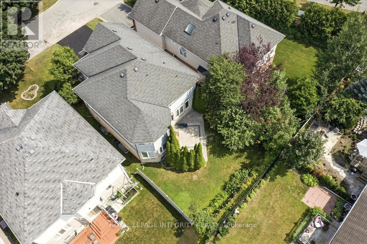 5 Bryant Street, Ottawa, Ontario  K2K 3N4 - Photo 44 - X12439333
