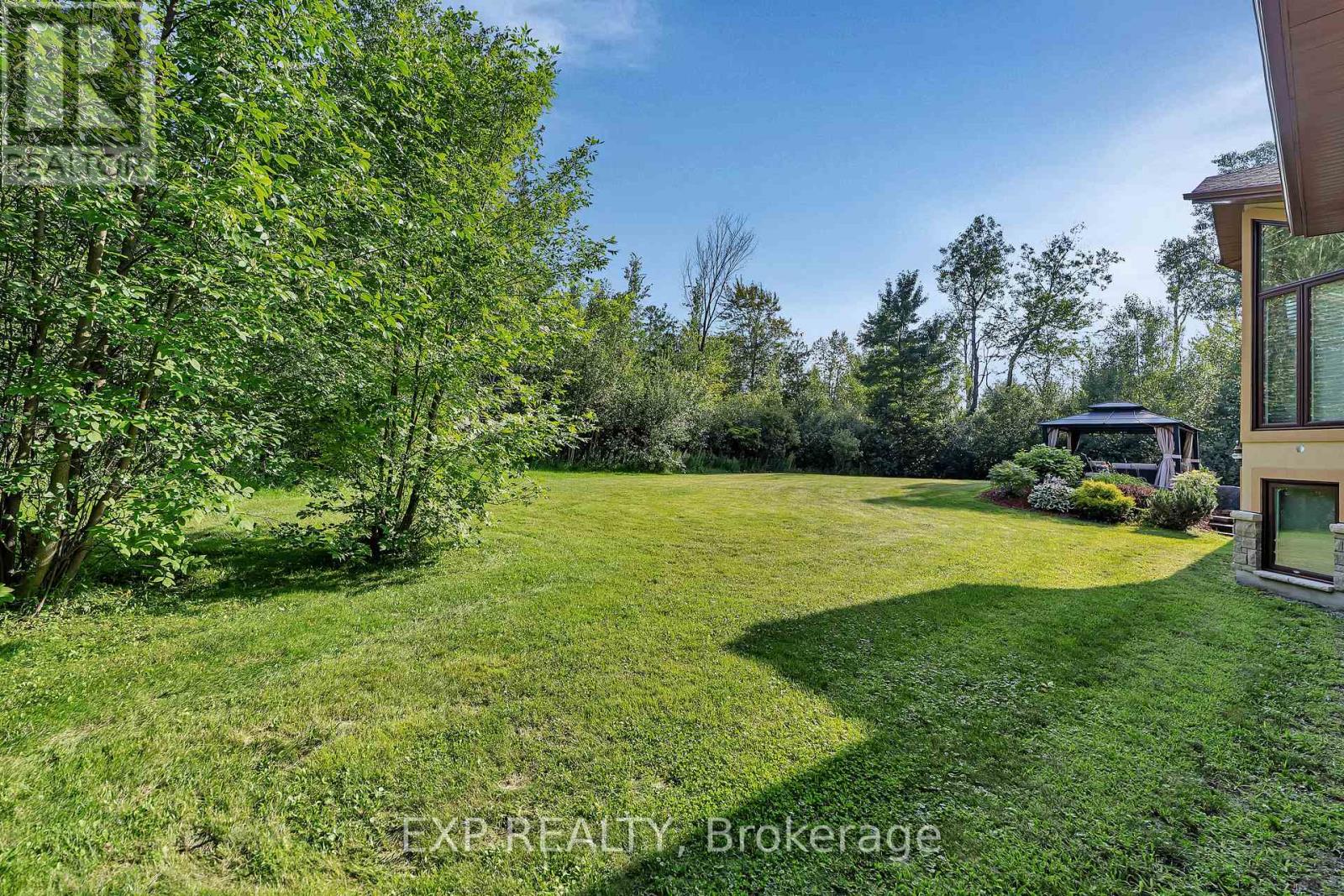 104 Sentinel Pine Way, Ottawa, Ontario  K0A 1L0 - Photo 43 - X12439338
