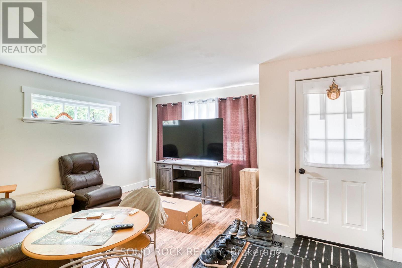 33a And 33b Napoleon Street, Carleton Place, Ontario  K7C 2X4 - Photo 30 - X12439352