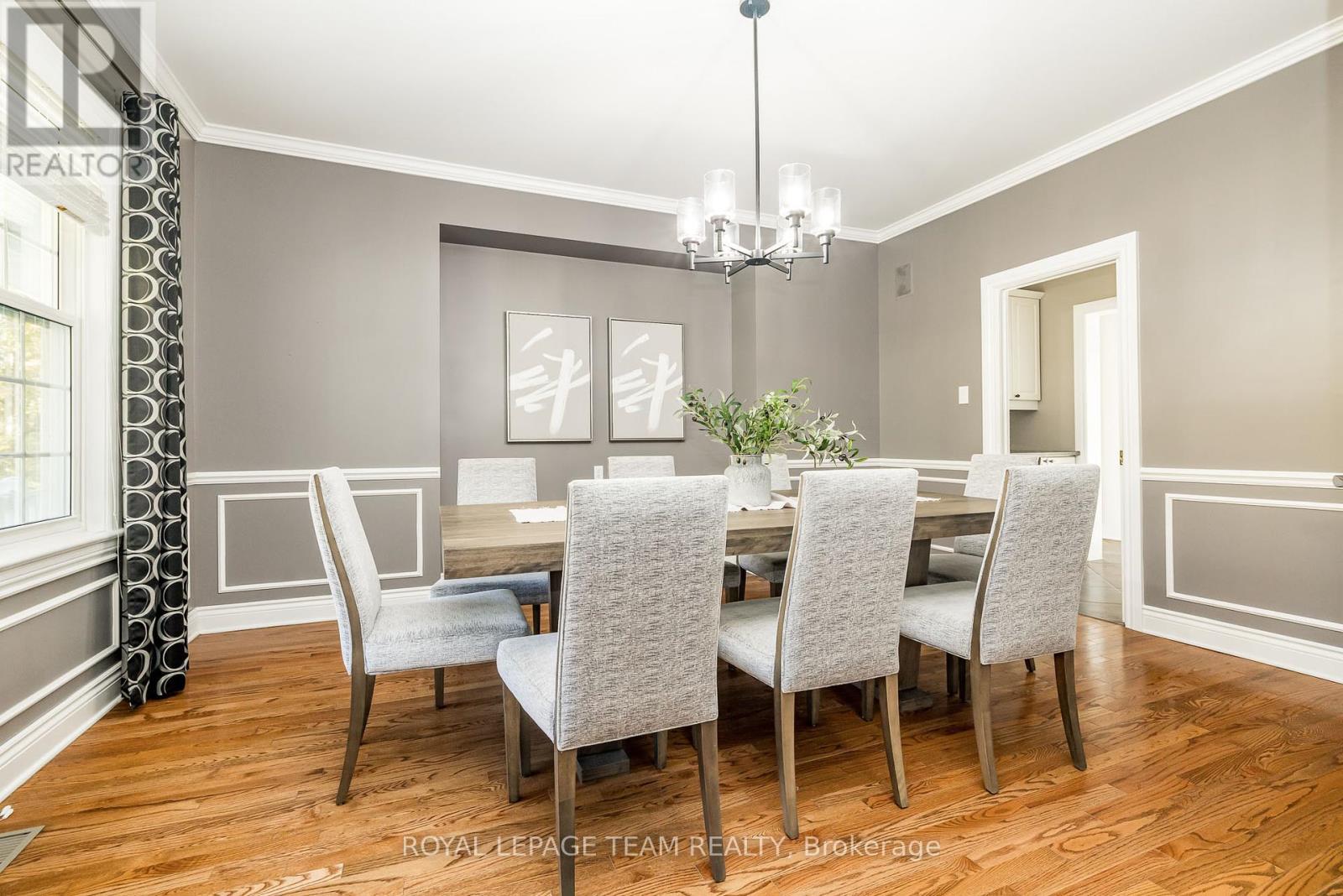 38 Marchvale Drive, Ottawa, Ontario  K2W 1C2 - Photo 18 - X12439353
