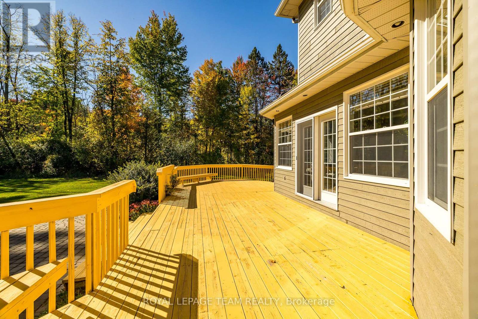 38 Marchvale Drive, Ottawa, Ontario  K2W 1C2 - Photo 43 - X12439353