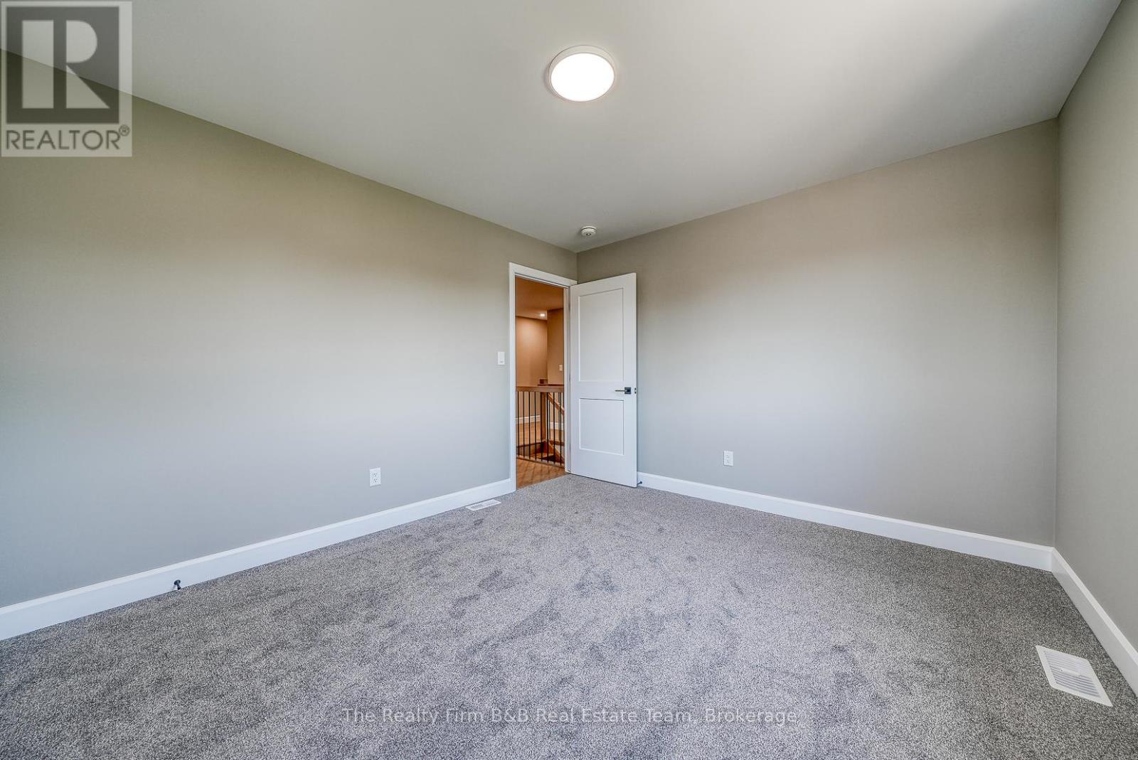 1004 Downing Drive, Woodstock, Ontario  N4T 0K4 - Photo 47 - X12439309
