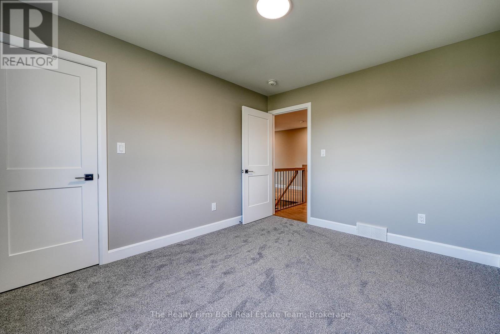 1004 Downing Drive, Woodstock, Ontario  N4T 0K4 - Photo 49 - X12439309