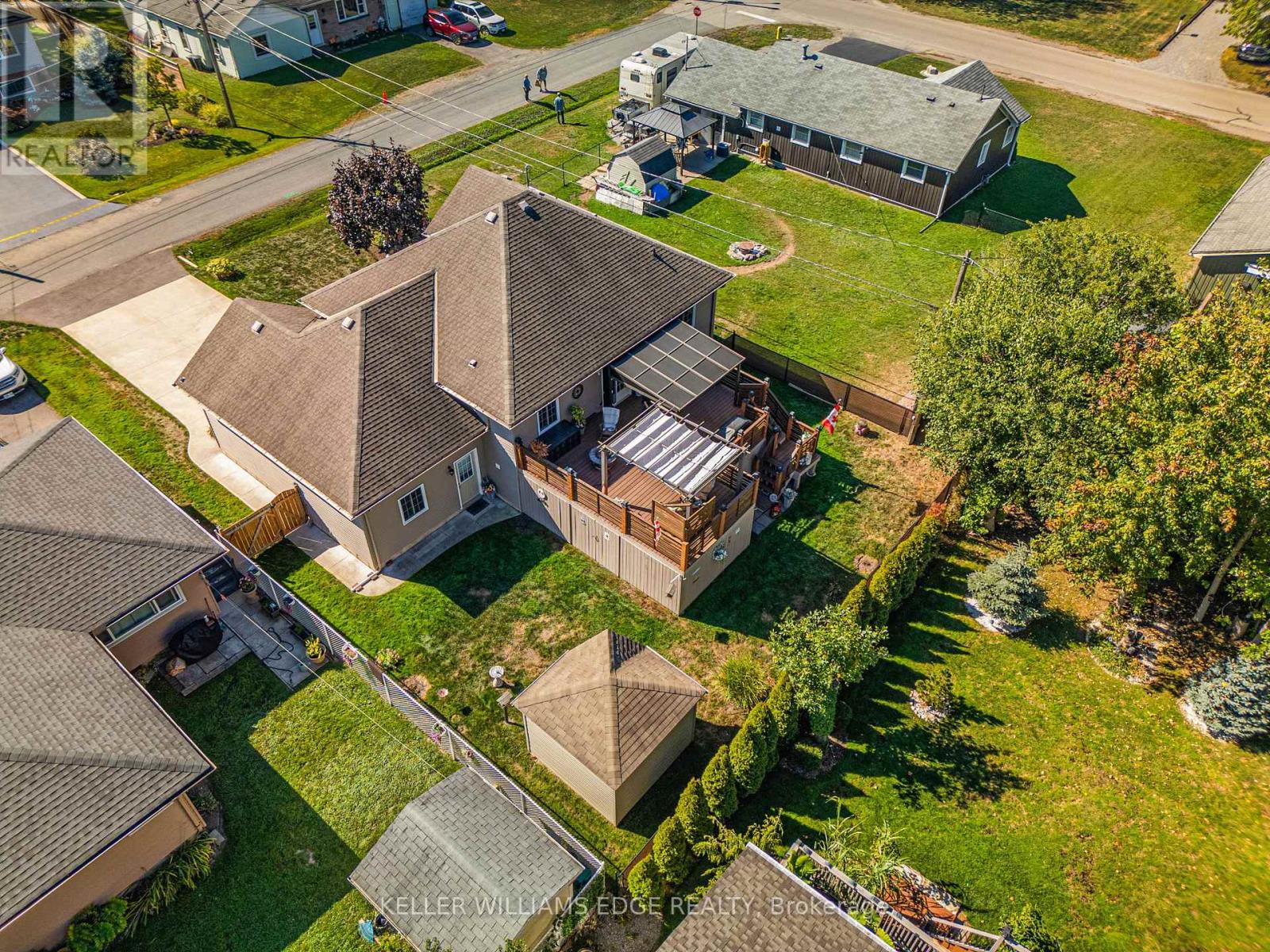 1220 Parkside Avenue, Fort Erie, Ontario  L2A 0A9 - Photo 41 - X12439276