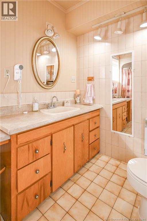 98 Saint-Pierre E. Boulevard, Caraquet, New Brunswick  E1W 1A9 - Photo 12 - NB127730