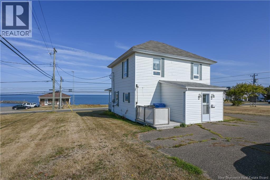 98 Saint-Pierre E. Boulevard, Caraquet, New Brunswick  E1W 1A9 - Photo 31 - NB127730