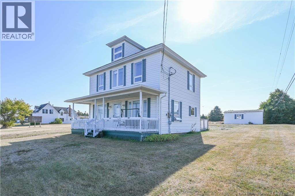 98 Saint-Pierre E. Boulevard, Caraquet, New Brunswick  E1W 1A9 - Photo 32 - NB127730