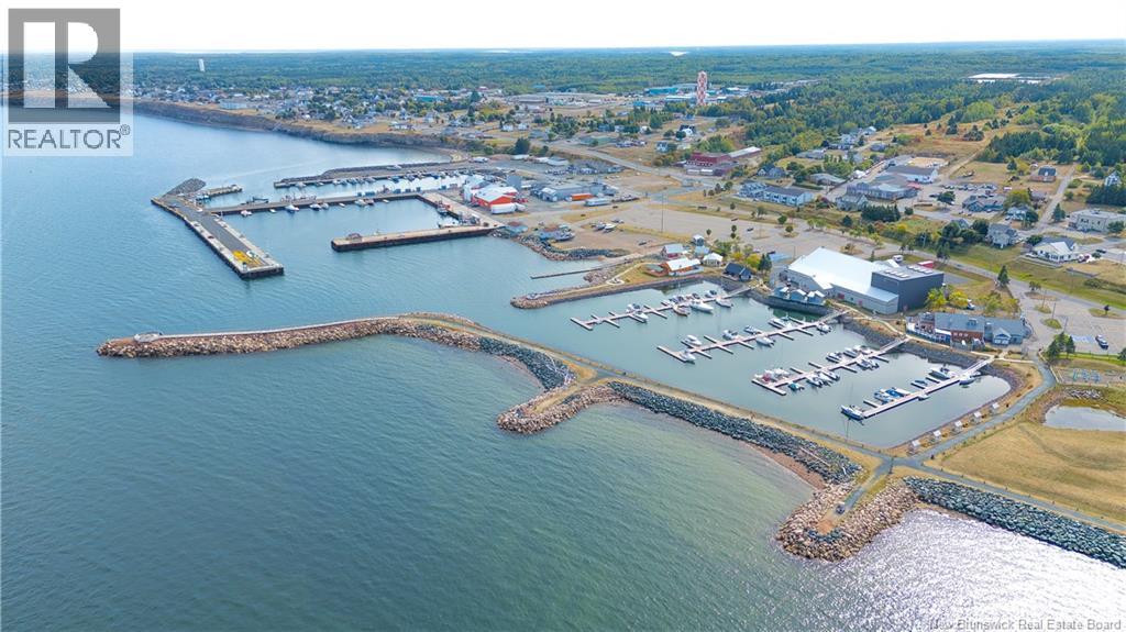 98 Saint-Pierre E. Boulevard, Caraquet, New Brunswick  E1W 1A9 - Photo 39 - NB127730